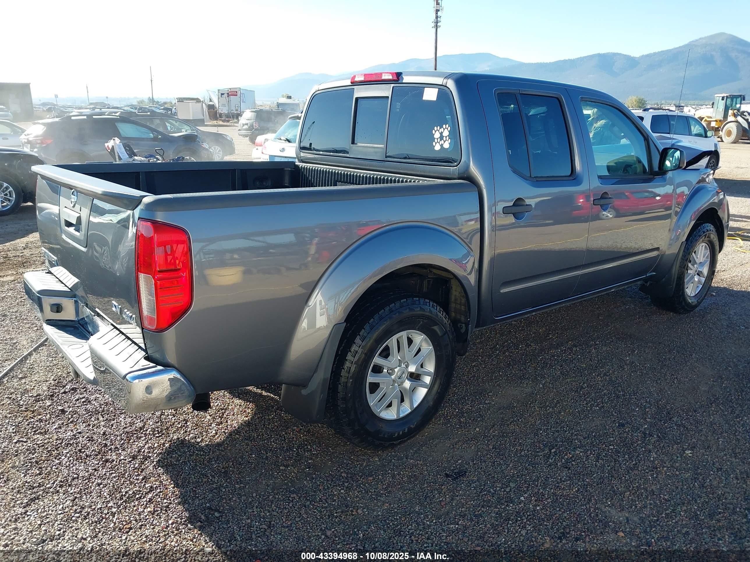 NISSAN FRONTIER image 4