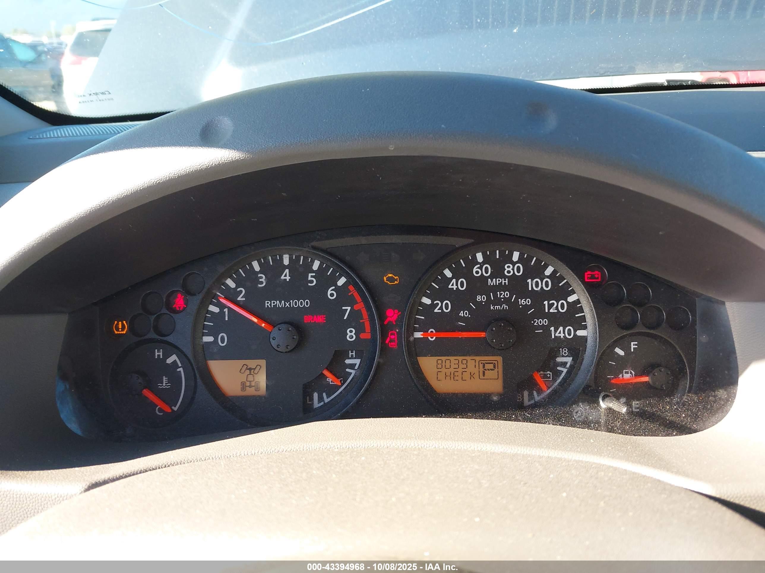 NISSAN FRONTIER image 7