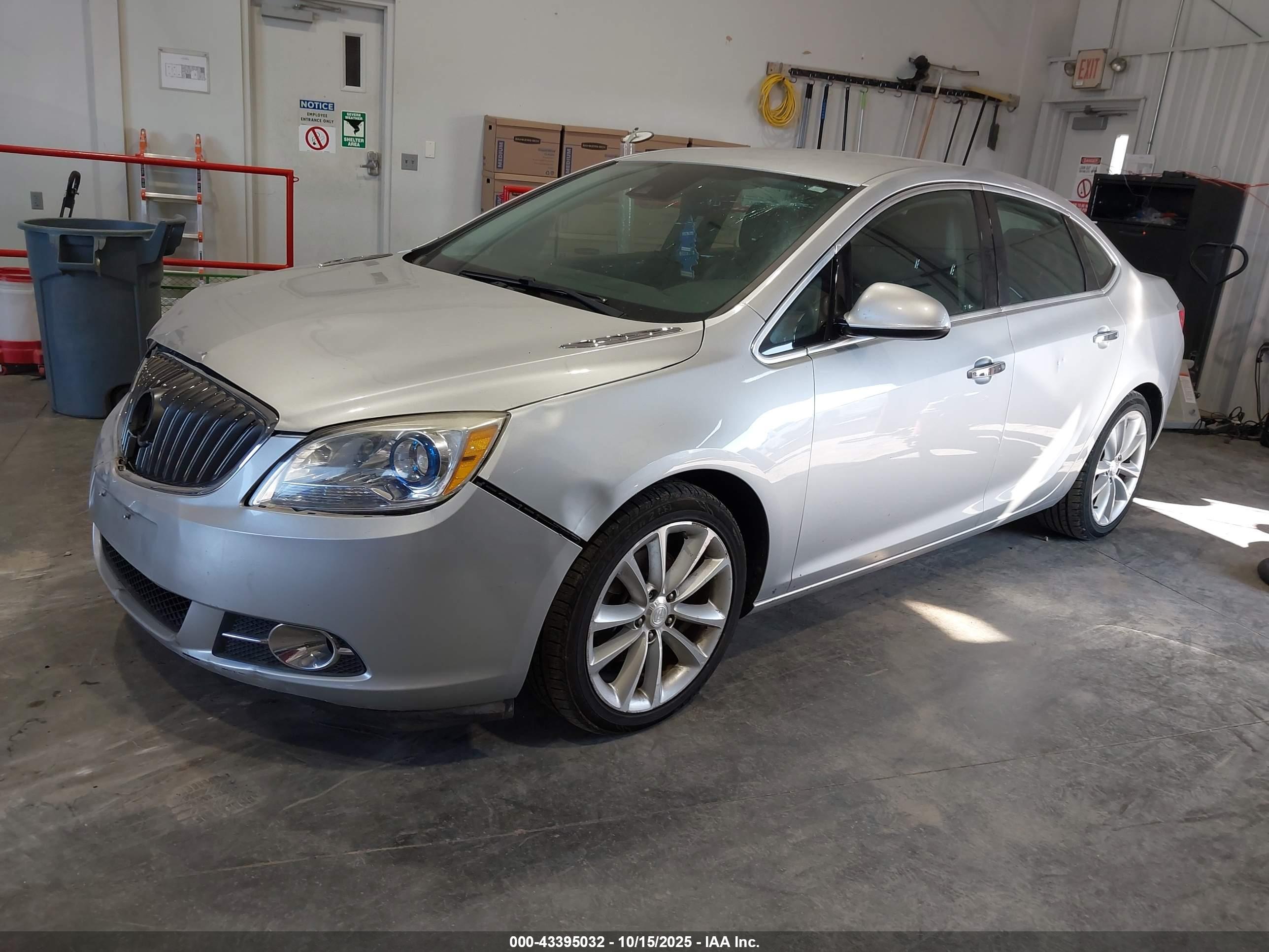 BUICK VERANO image 2