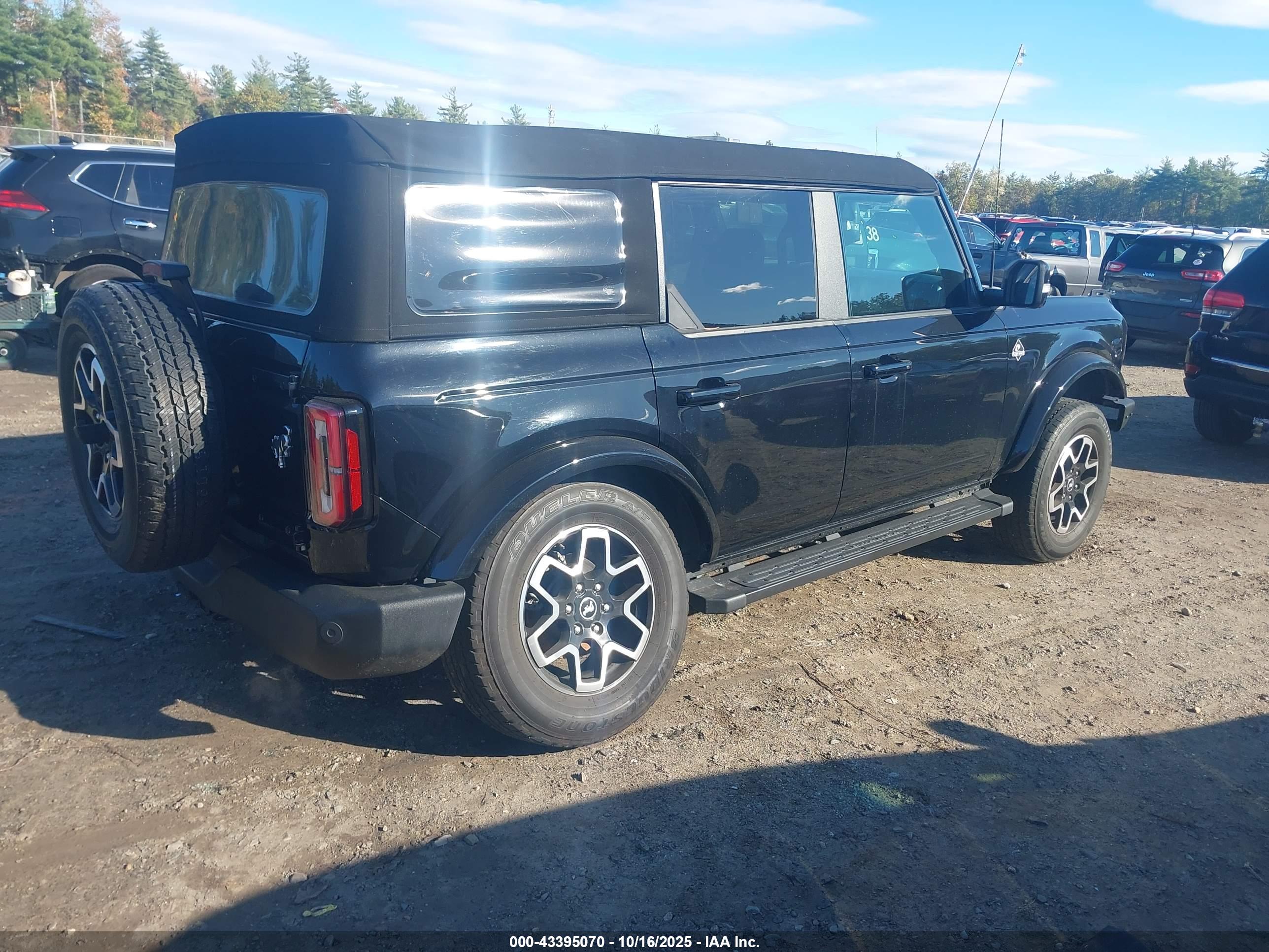 FORD BRONCO image 4