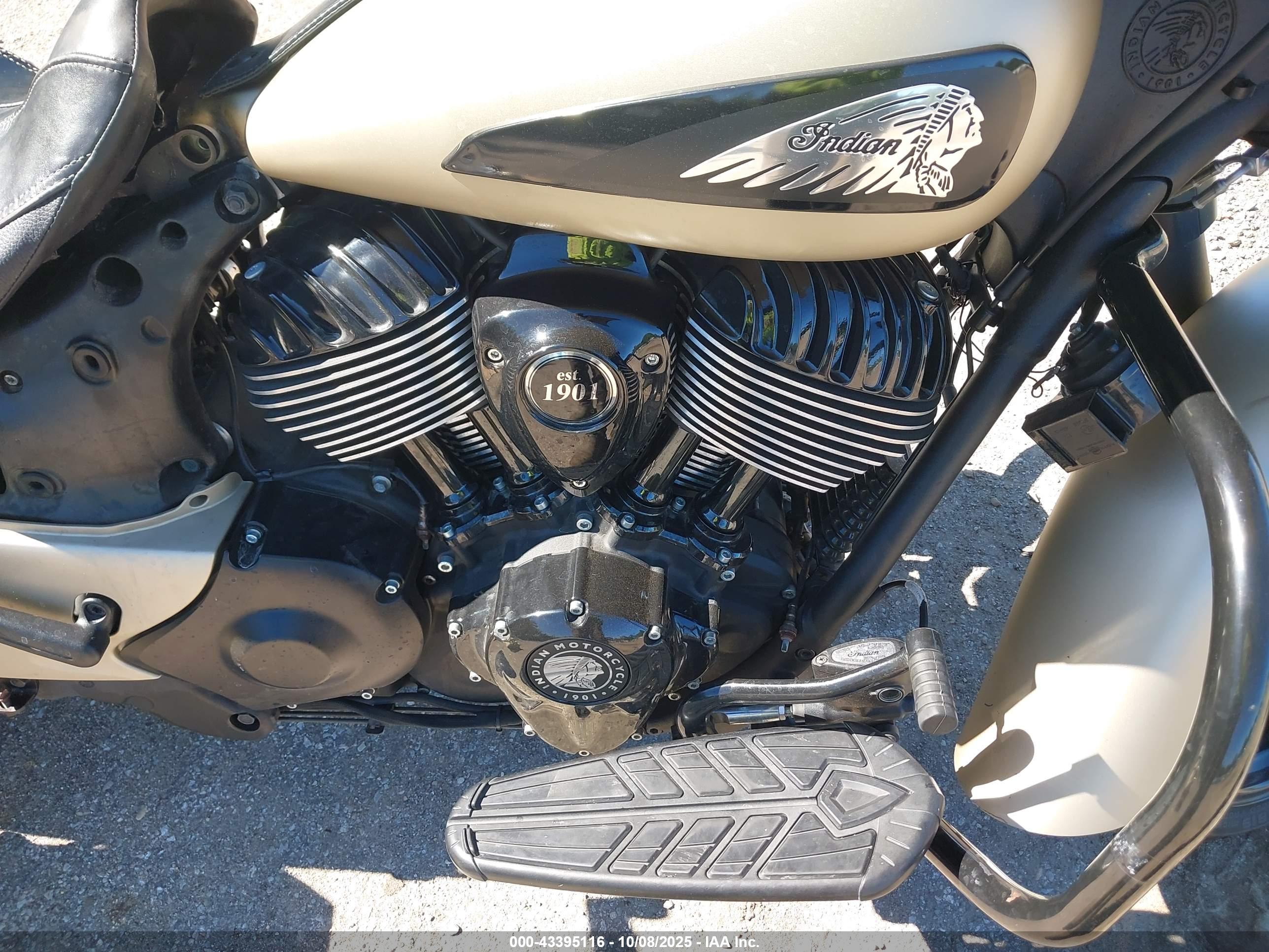 INDIAN MOTORCYCLE image 8