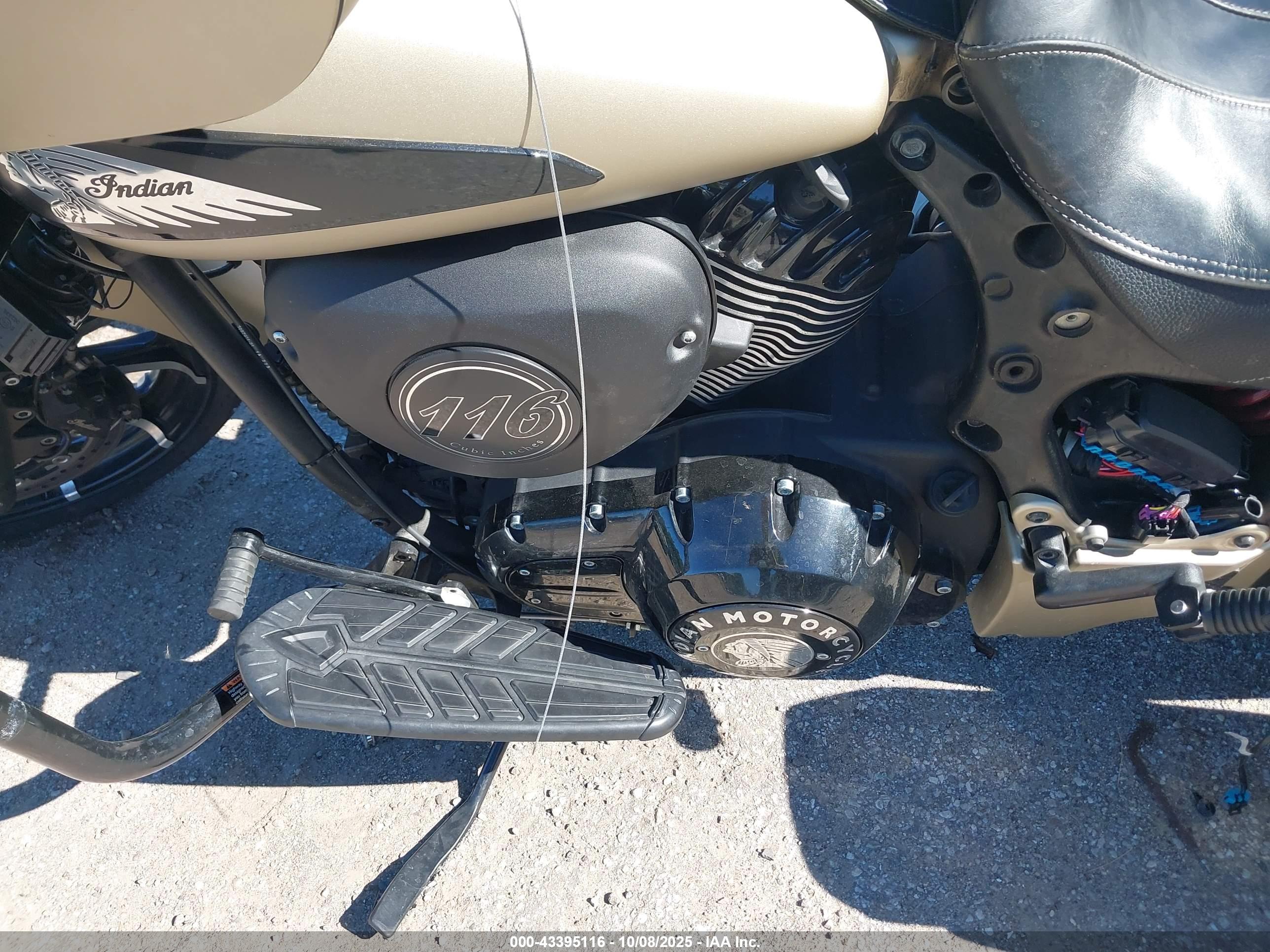 INDIAN MOTORCYCLE image 9