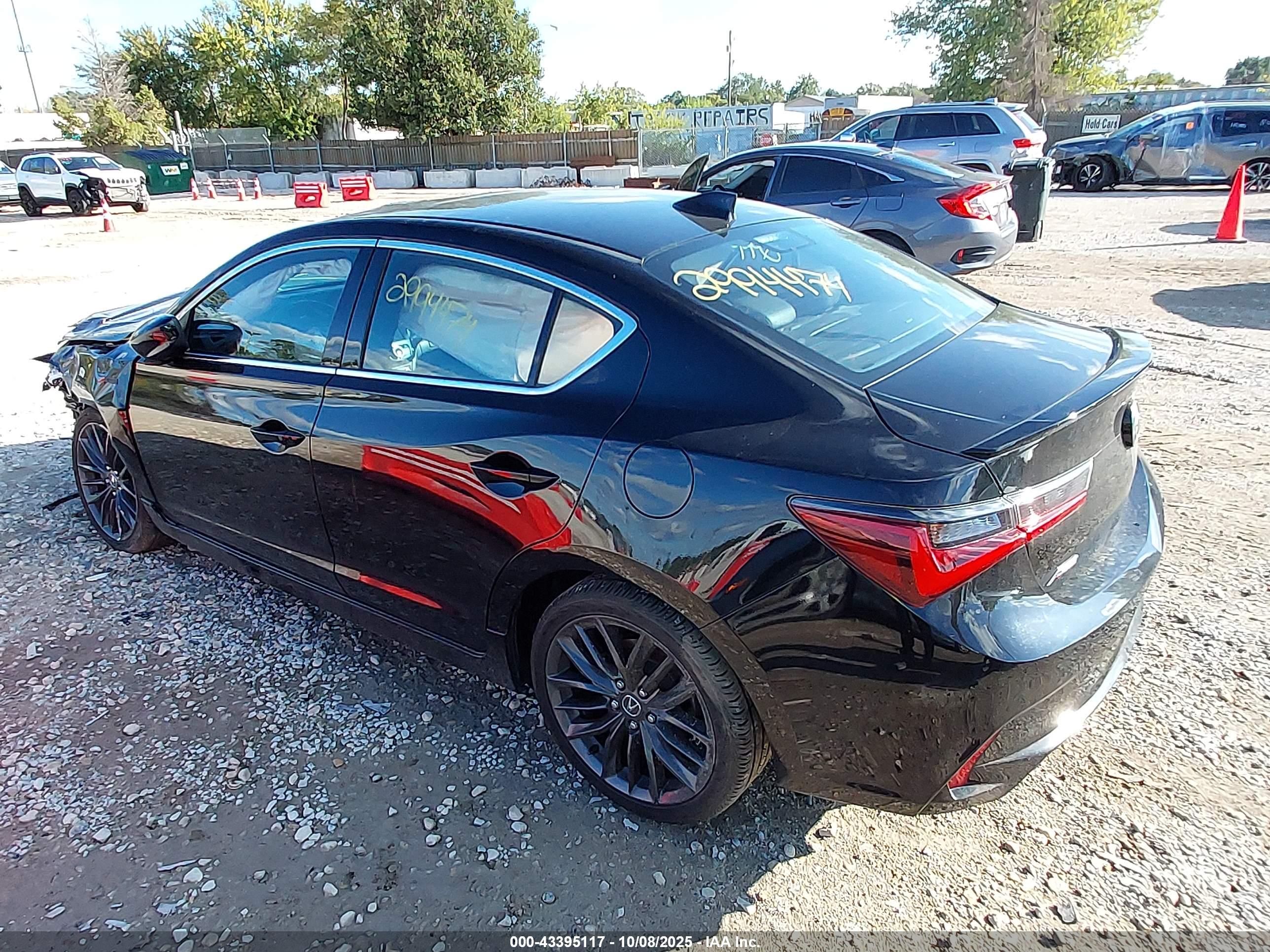 ACURA ILX image 3