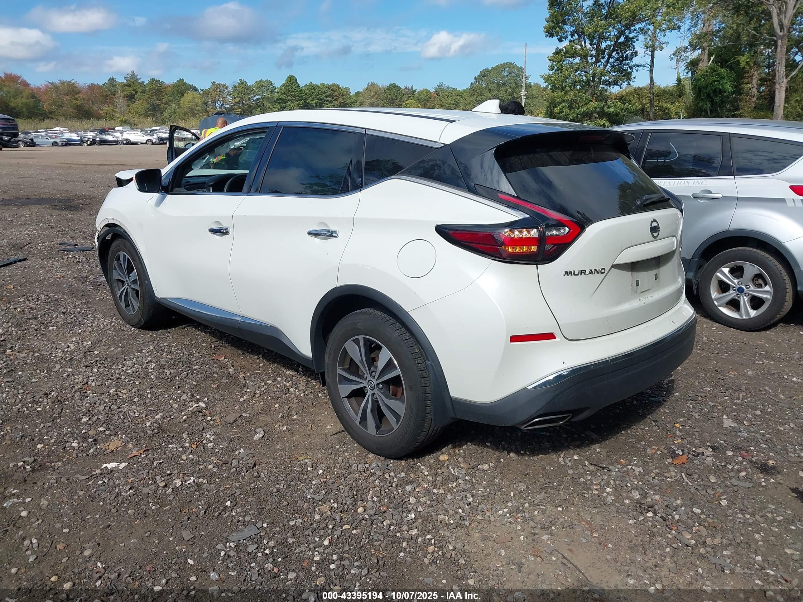 NISSAN MURANO image 3