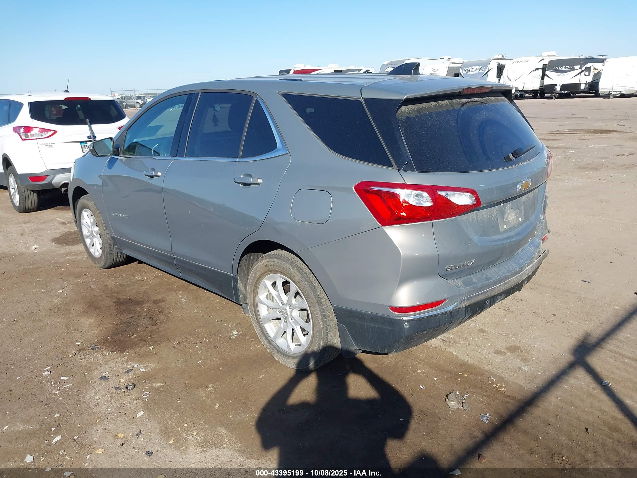 CHEVROLET EQUINOX image 3