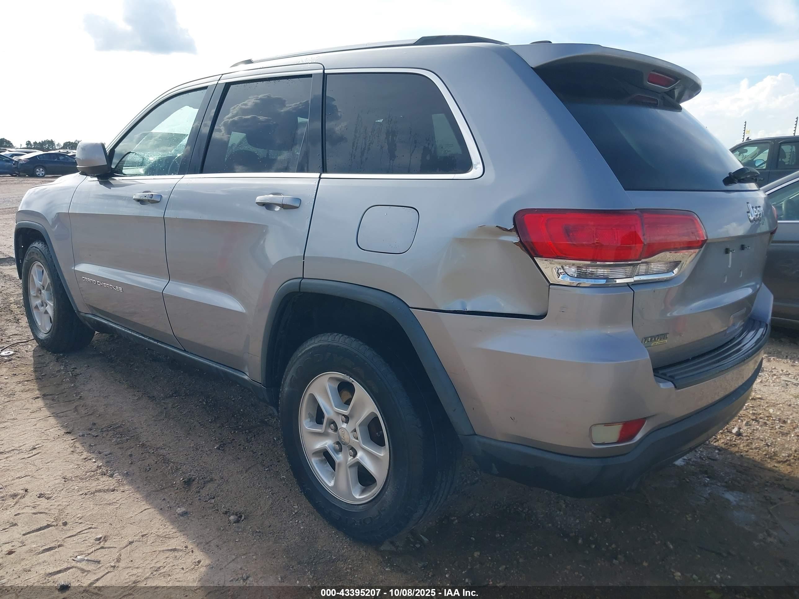 JEEP GRAND image 3