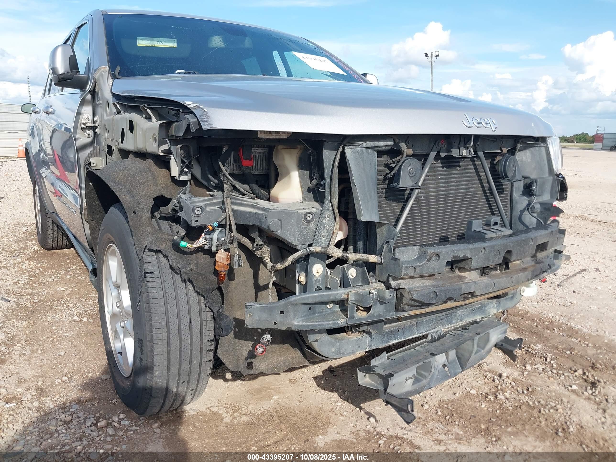 JEEP GRAND image 6