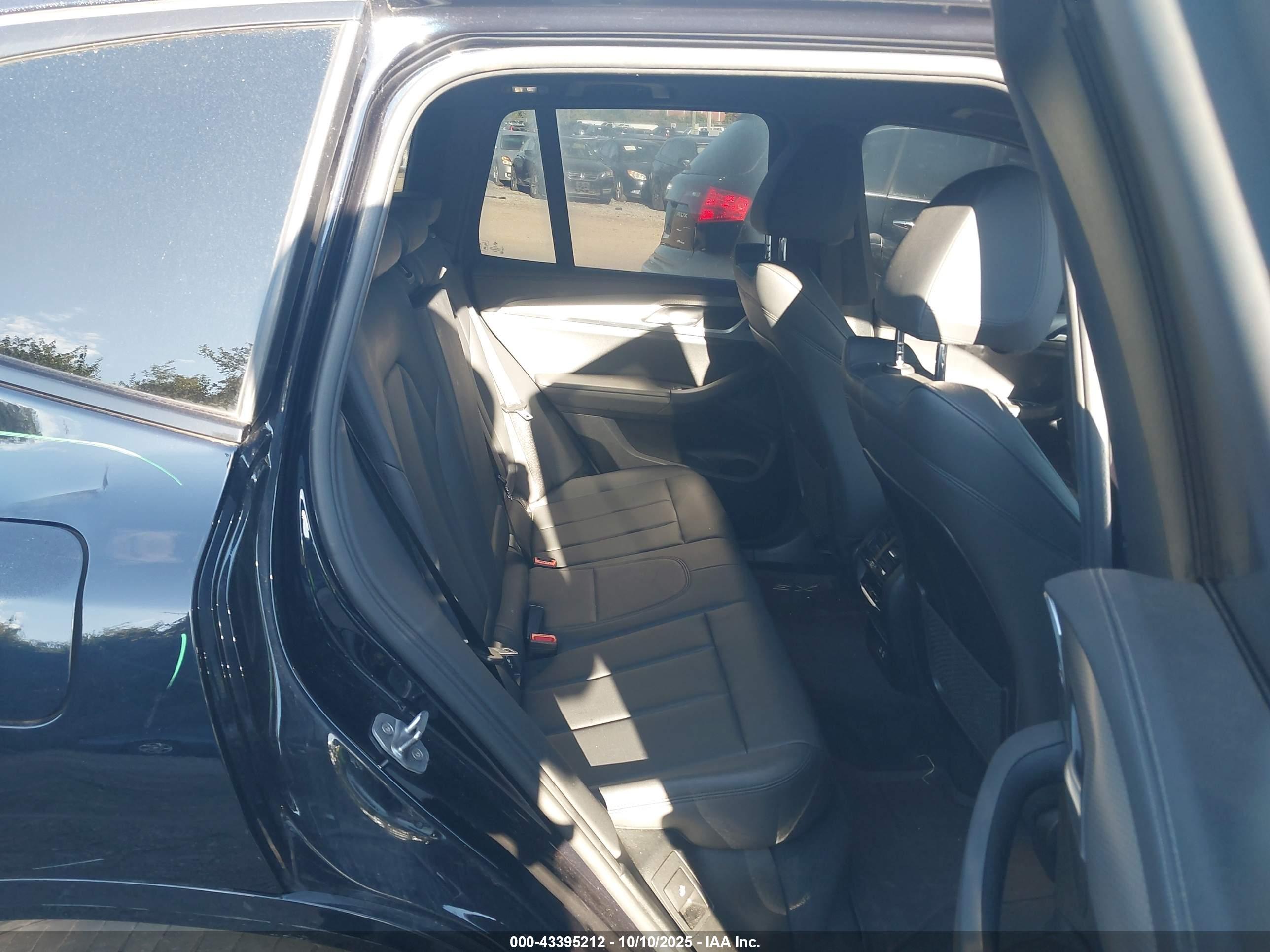 BMW X3 image 8