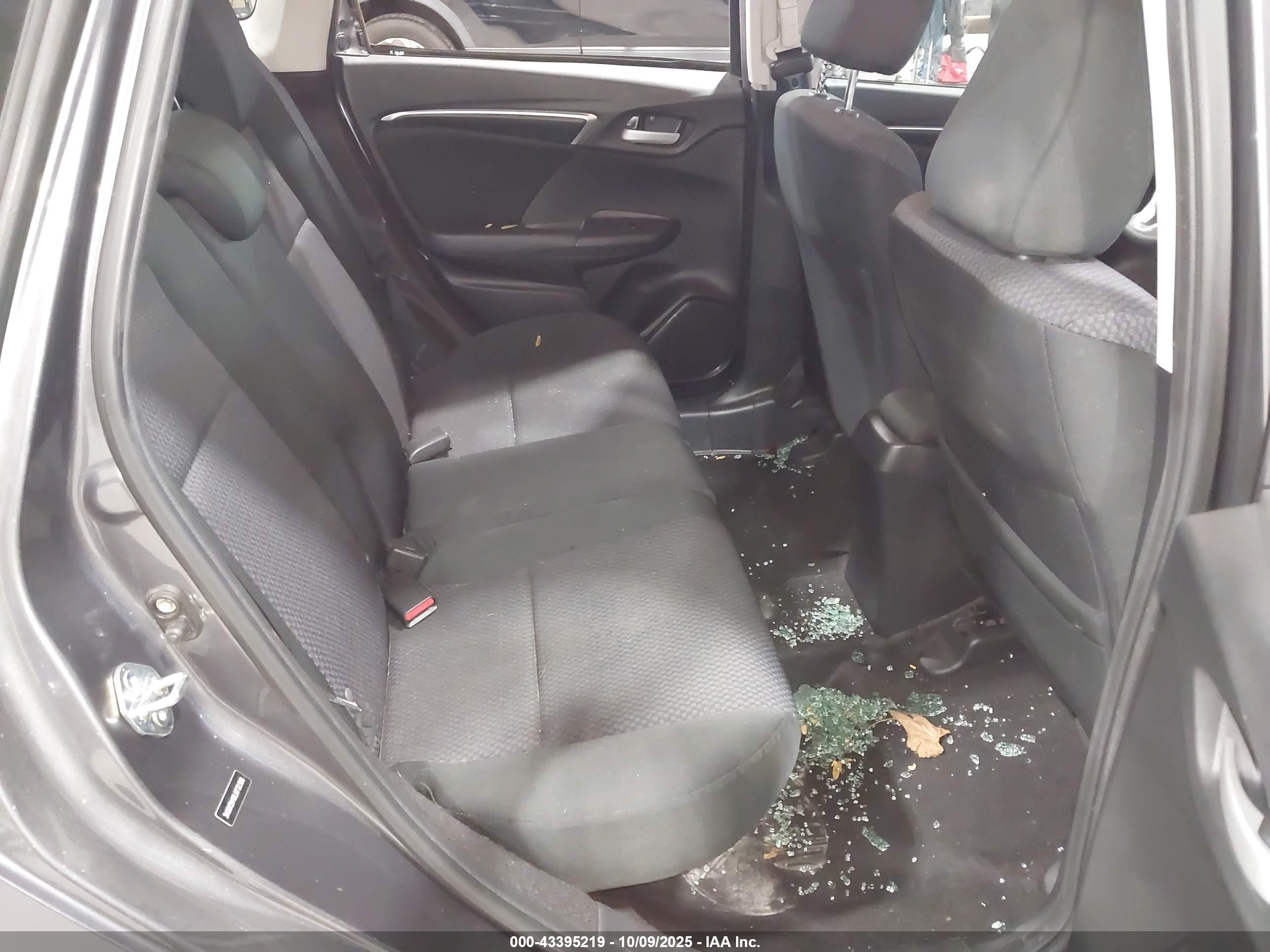 HONDA FIT image 8