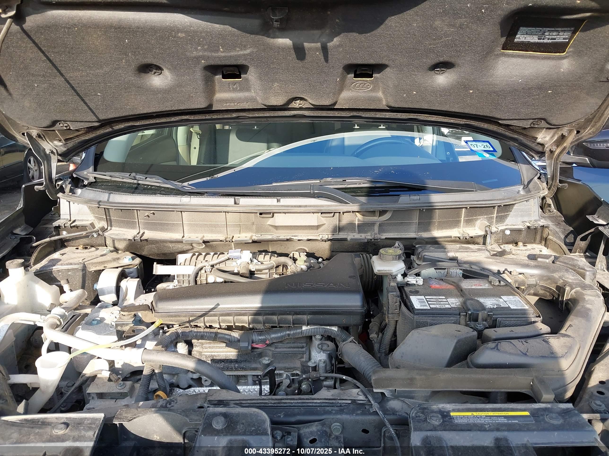 NISSAN ROGUE image 10