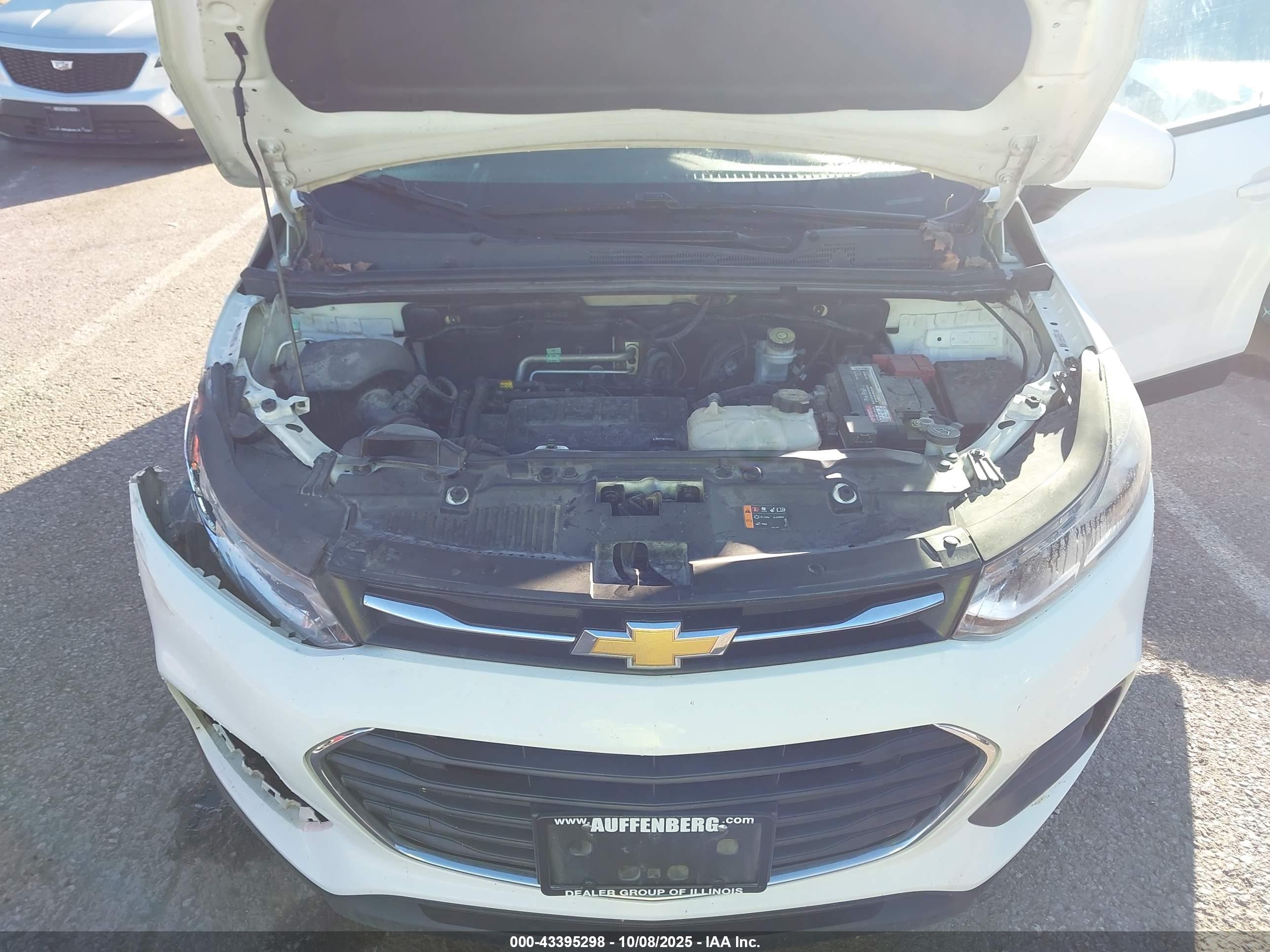 CHEVROLET TRAX image 10