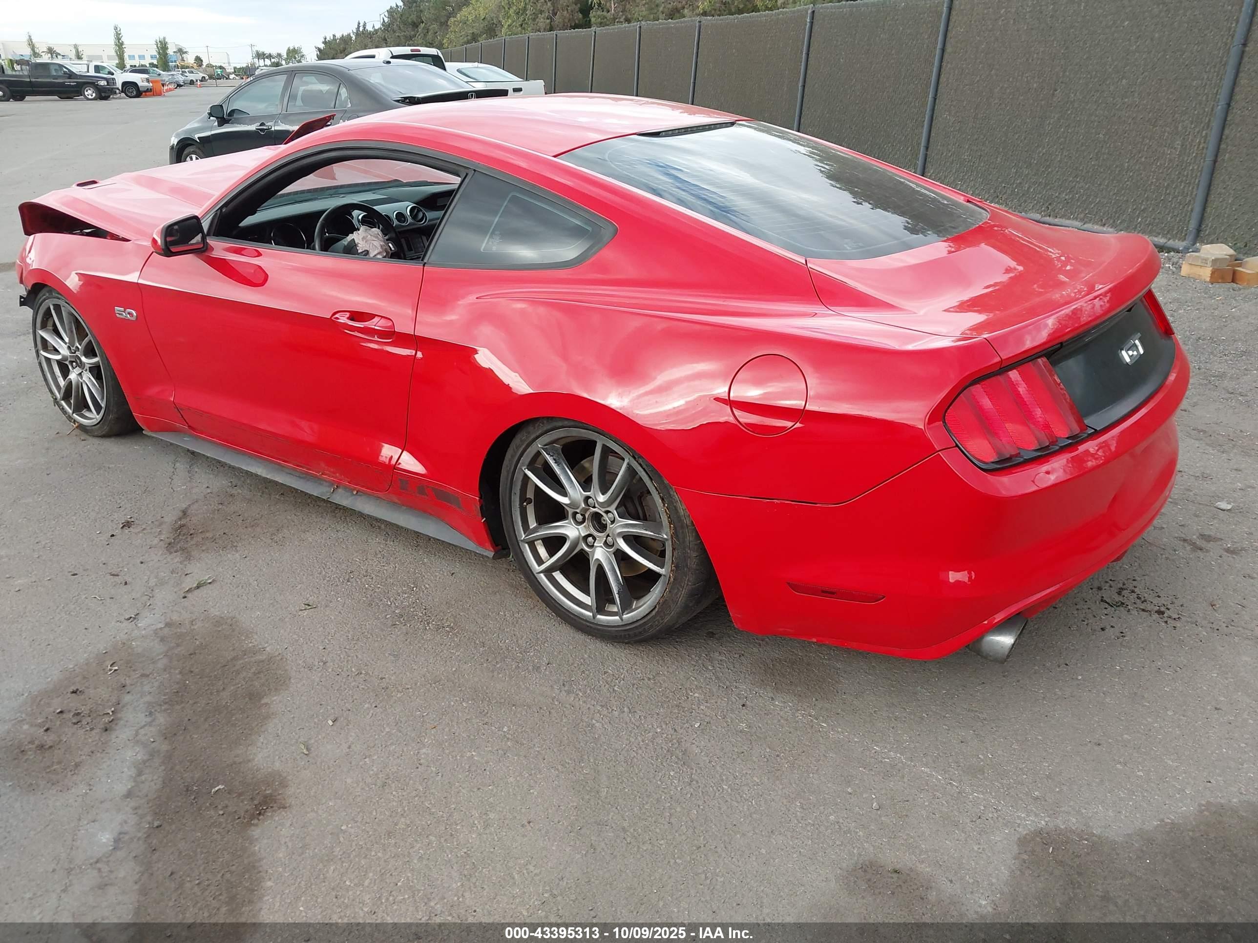 FORD MUSTANG image 3
