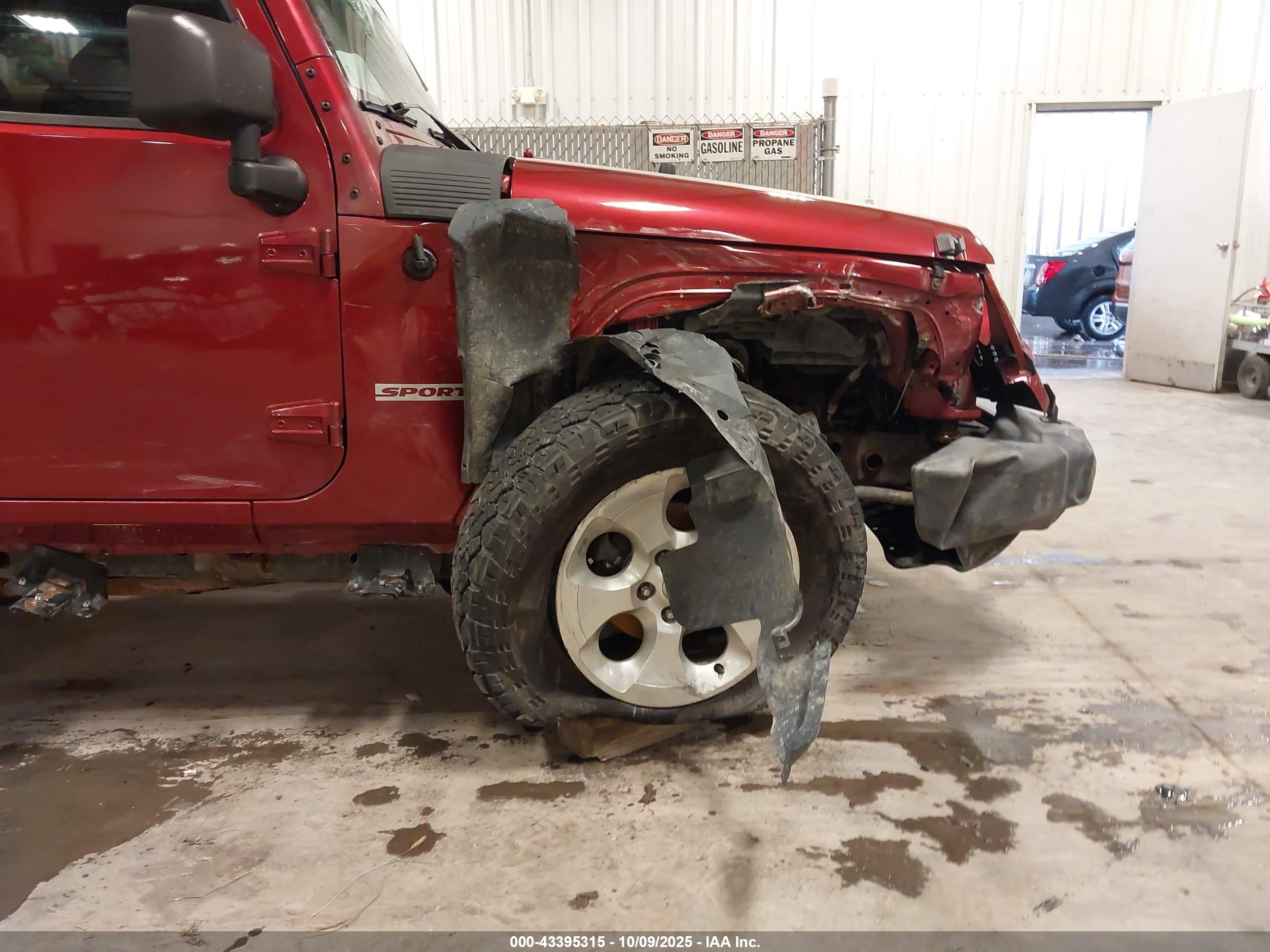 JEEP WRANGLER image 6