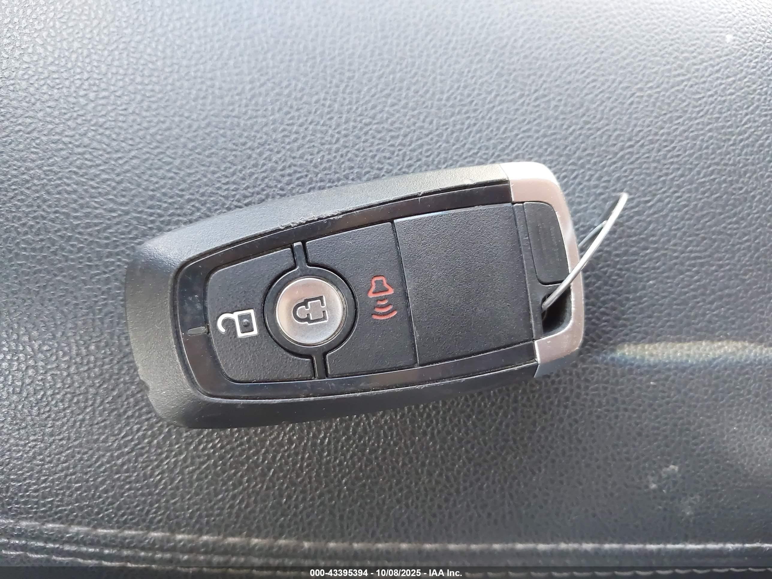 FORD ESCAPE image 11
