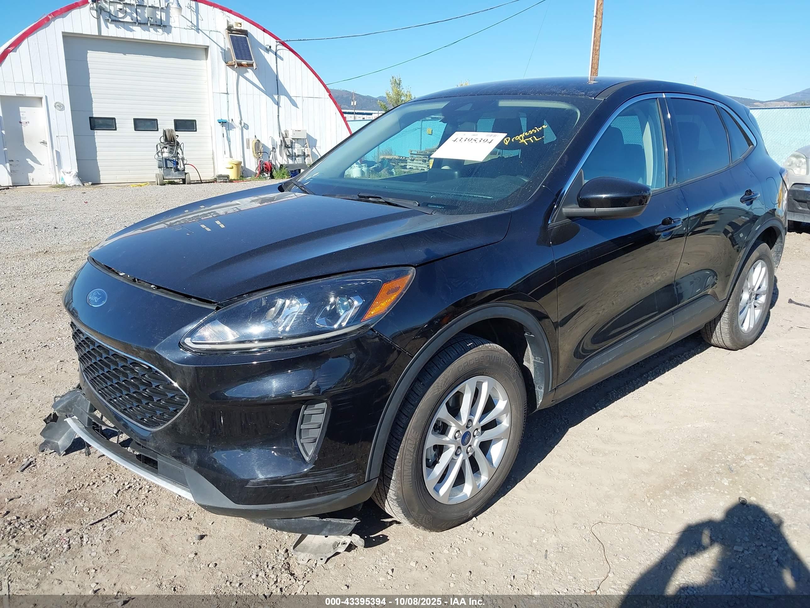FORD ESCAPE image 2