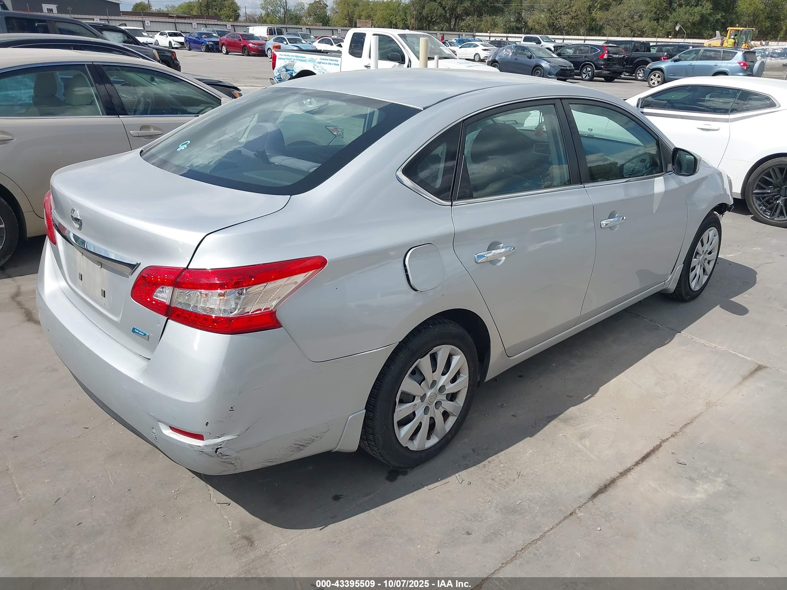 NISSAN SENTRA image 4