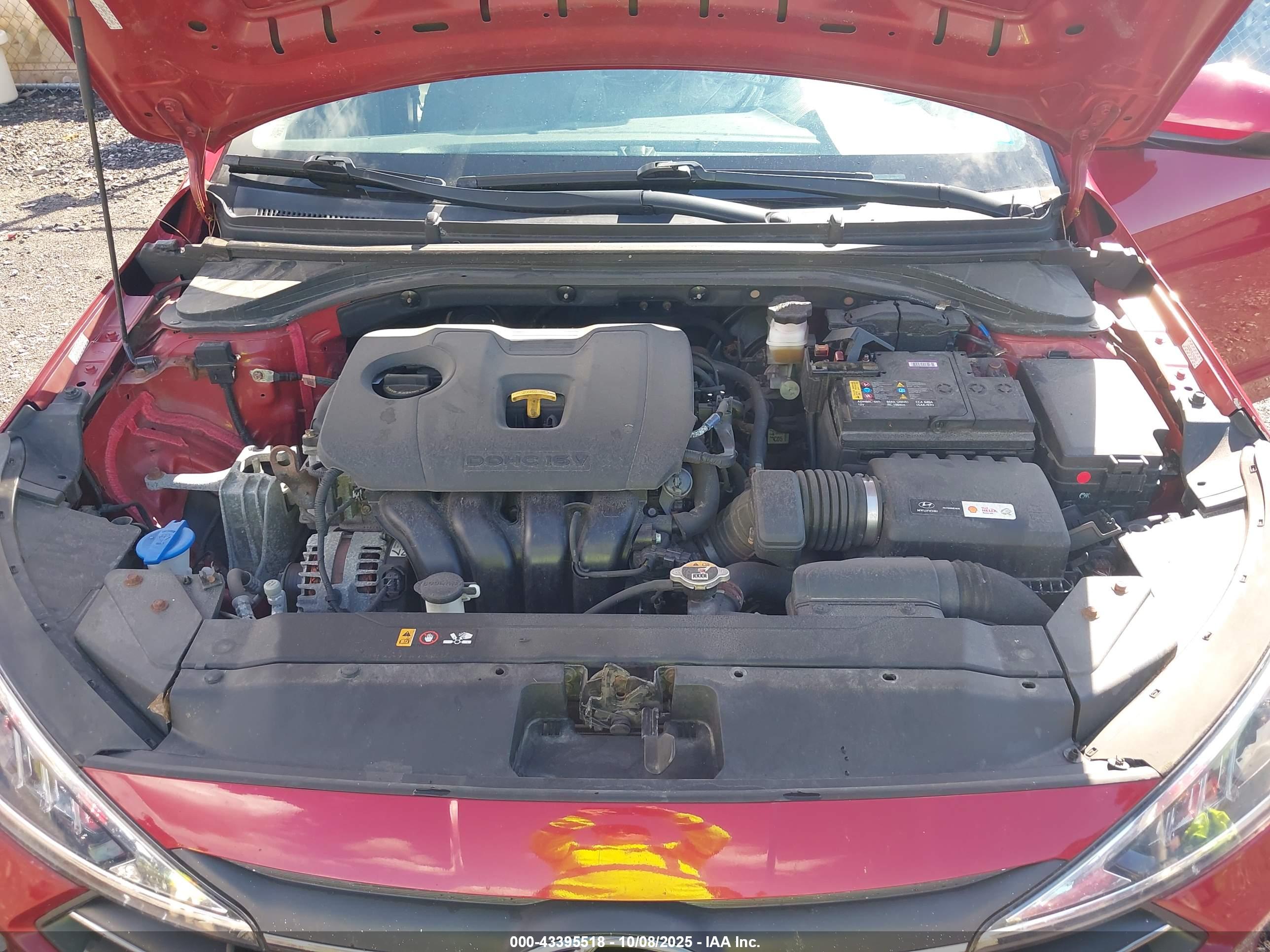 HYUNDAI ELANTRA image 10