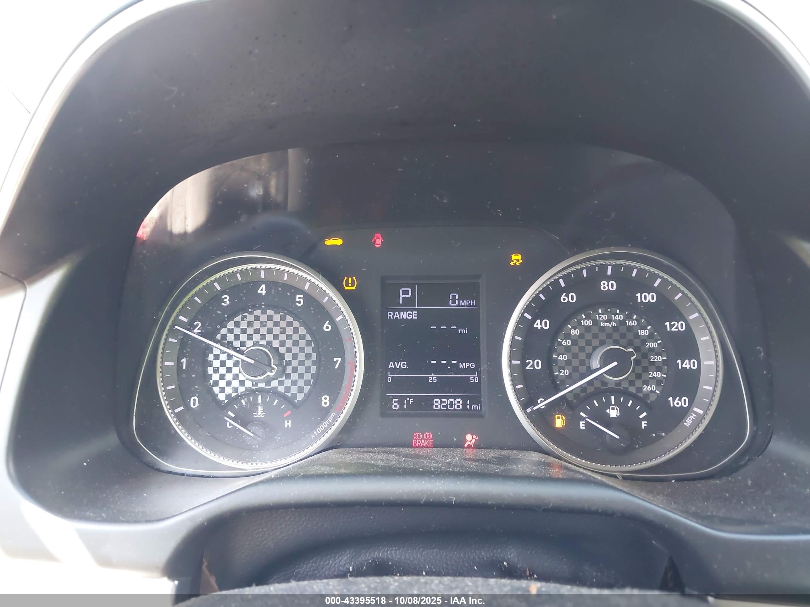 HYUNDAI ELANTRA image 7