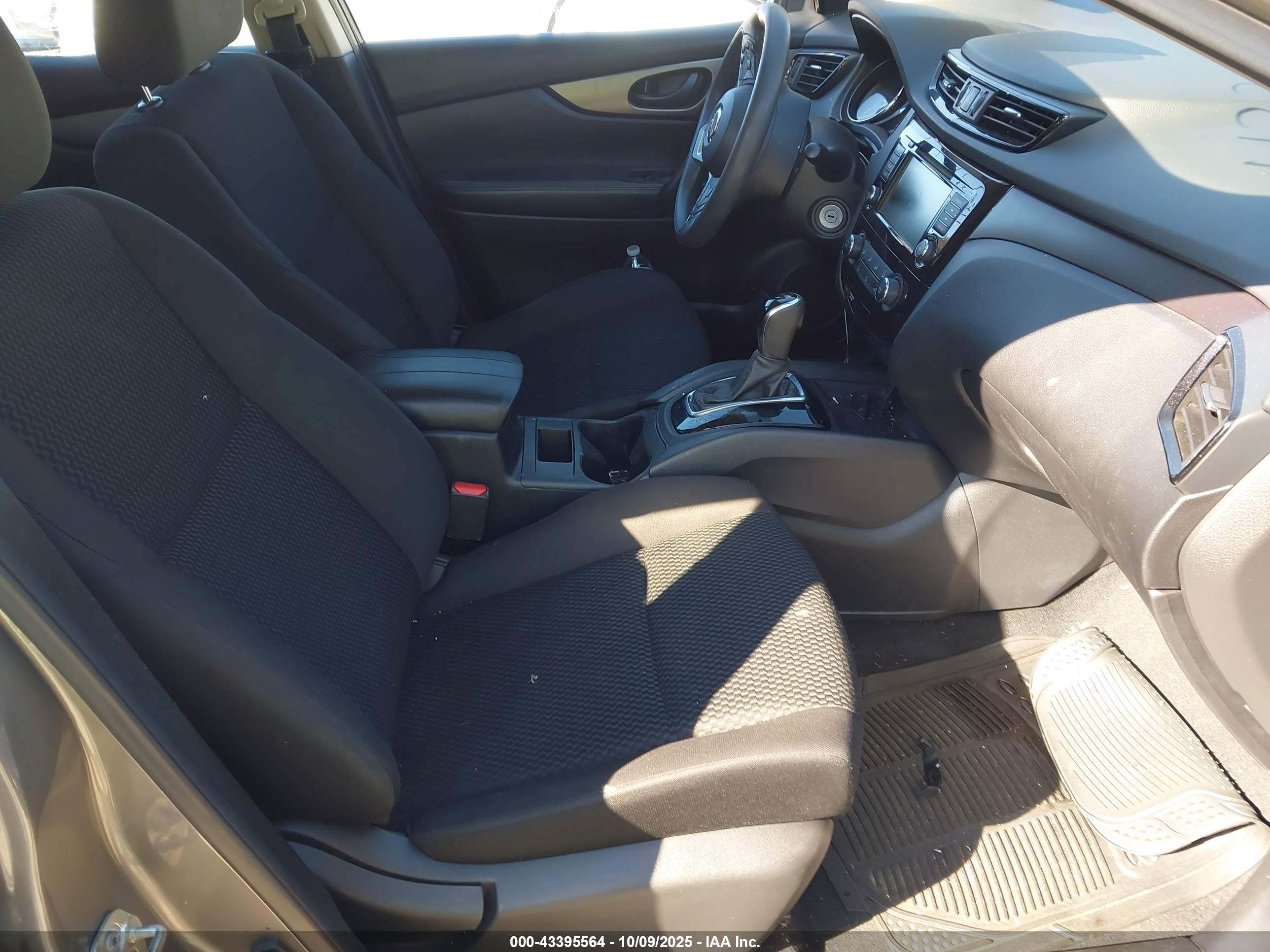 NISSAN ROGUE image 5