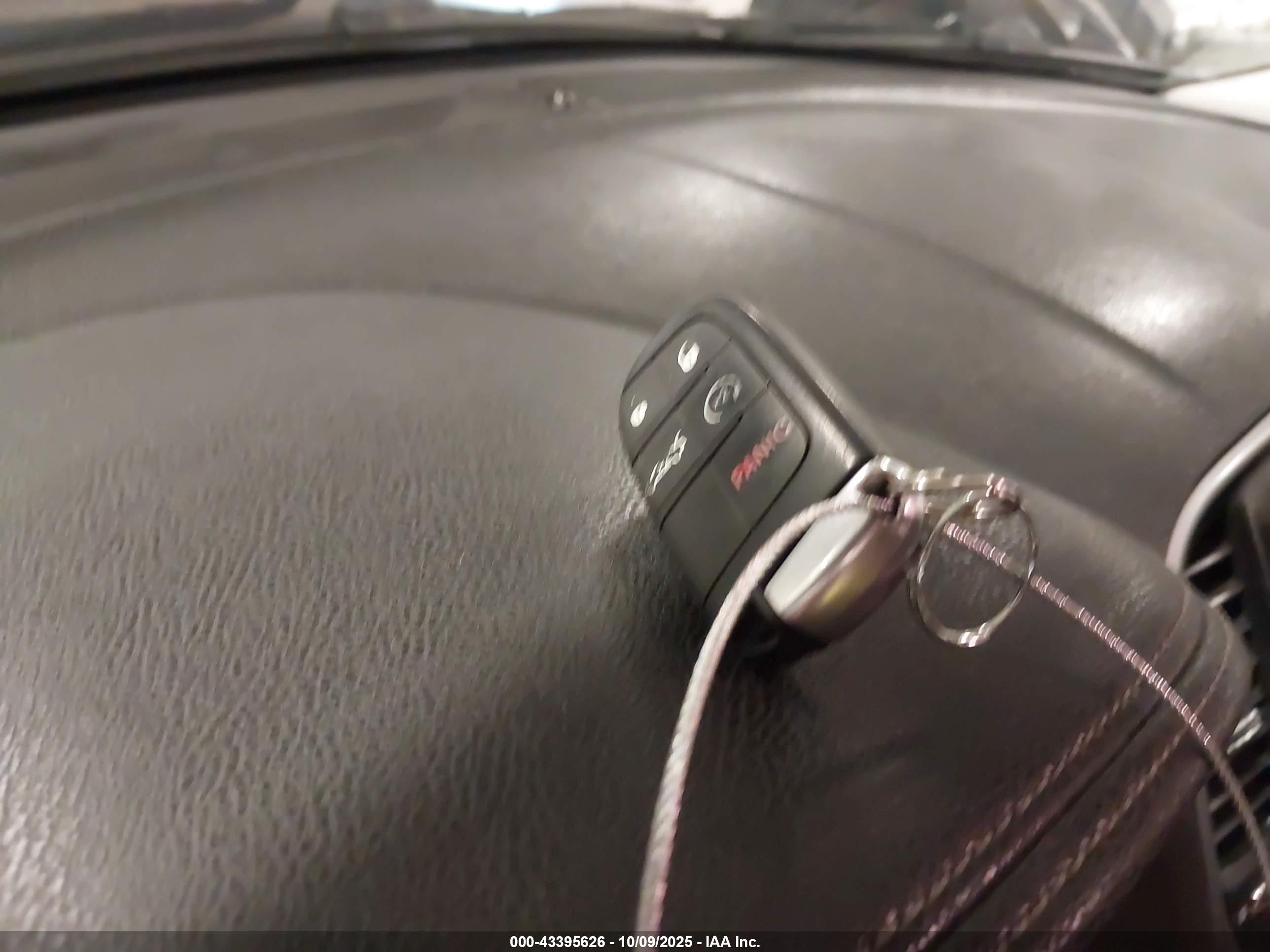 CHRYSLER 300C image 11