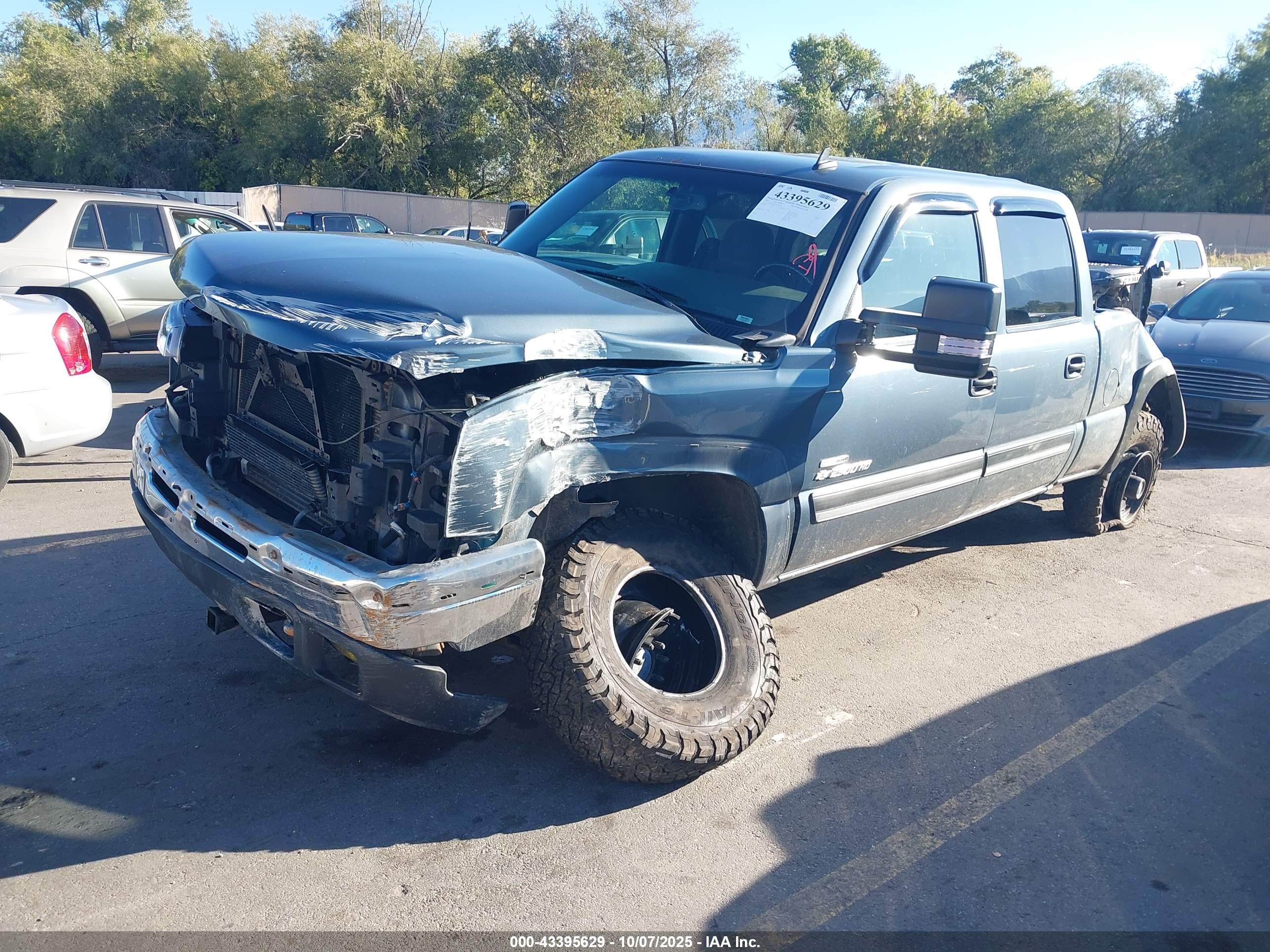 CHEVROLET SILVERADO image 2