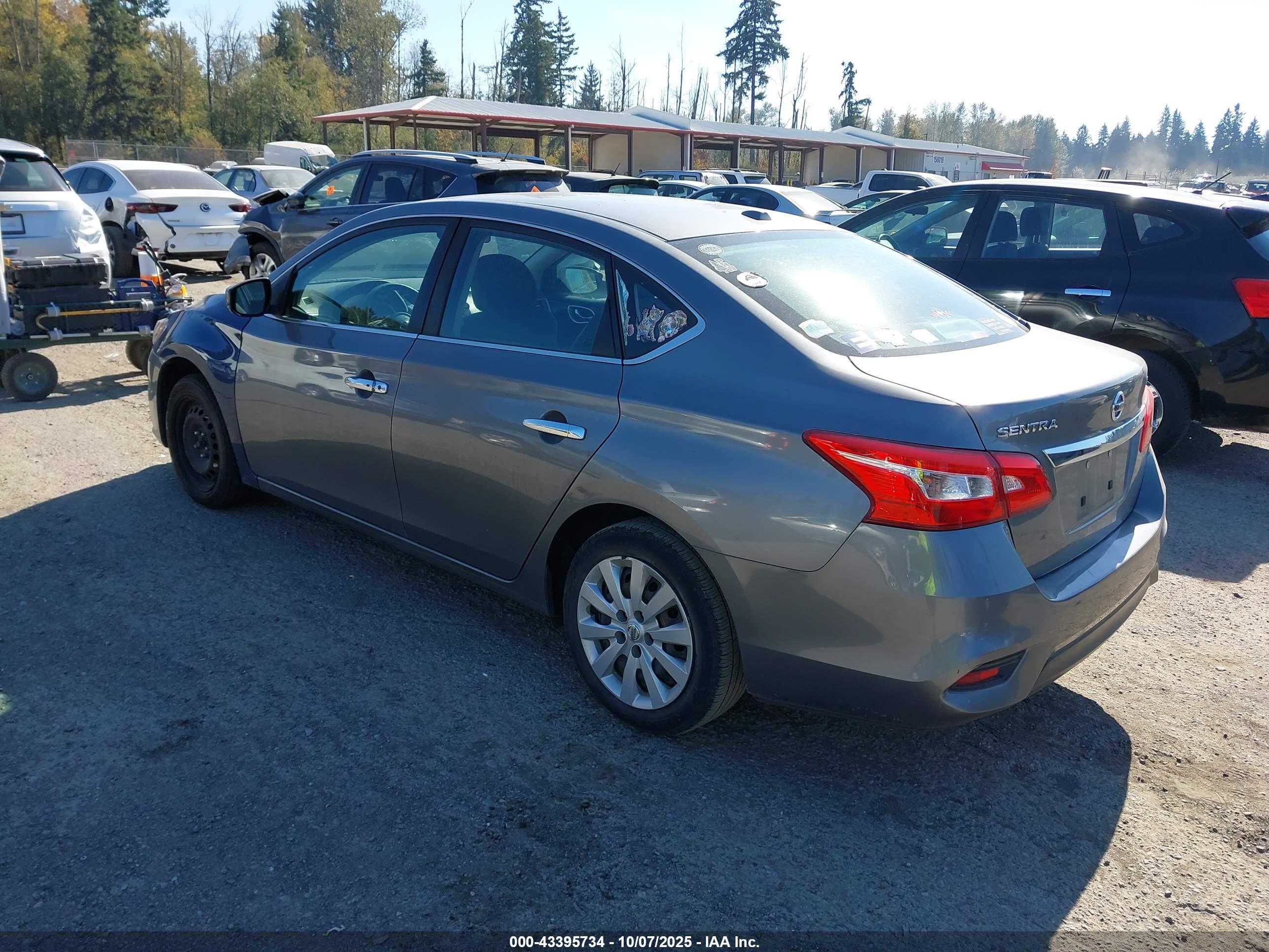 NISSAN SENTRA image 3