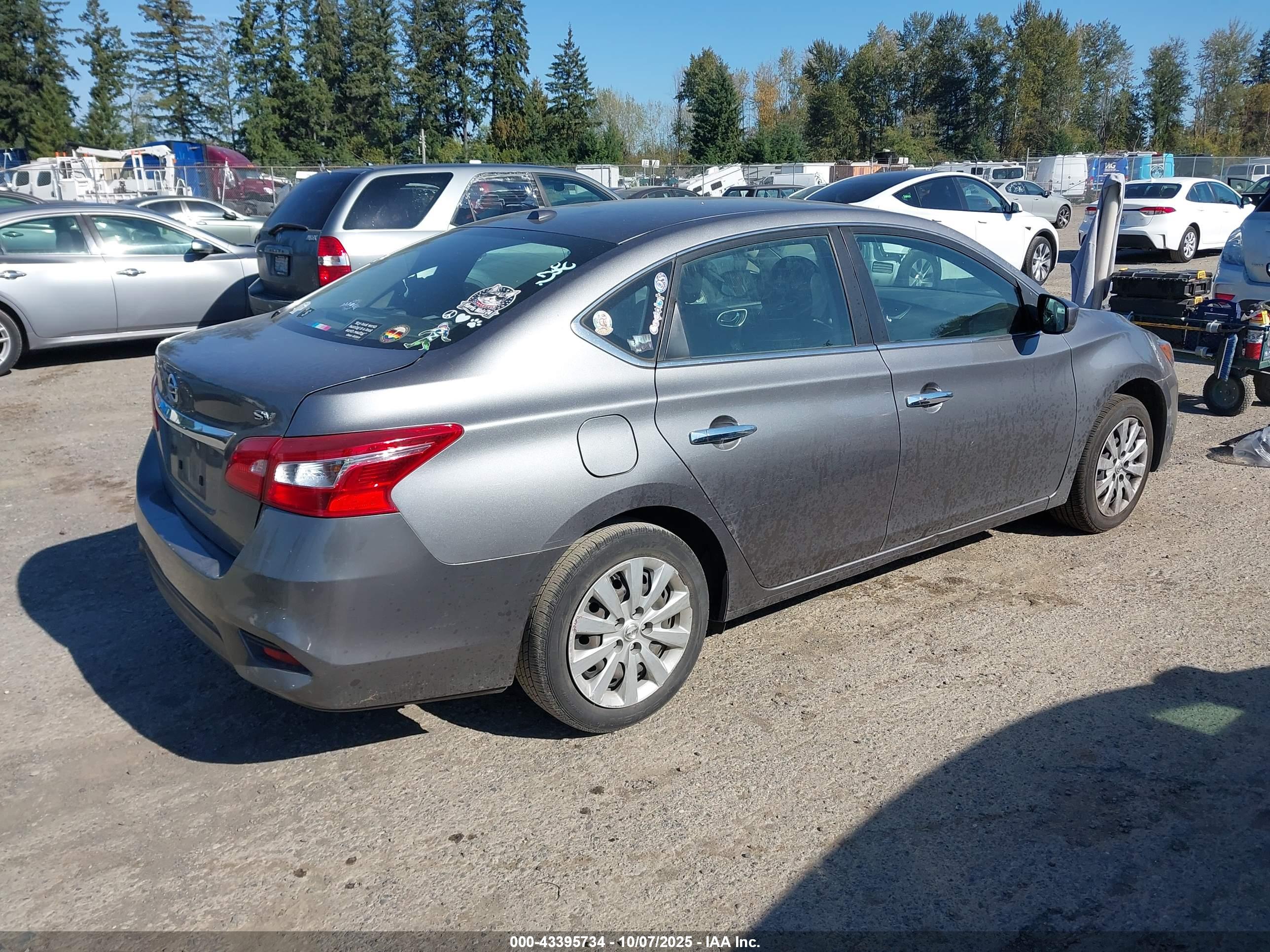 NISSAN SENTRA image 4