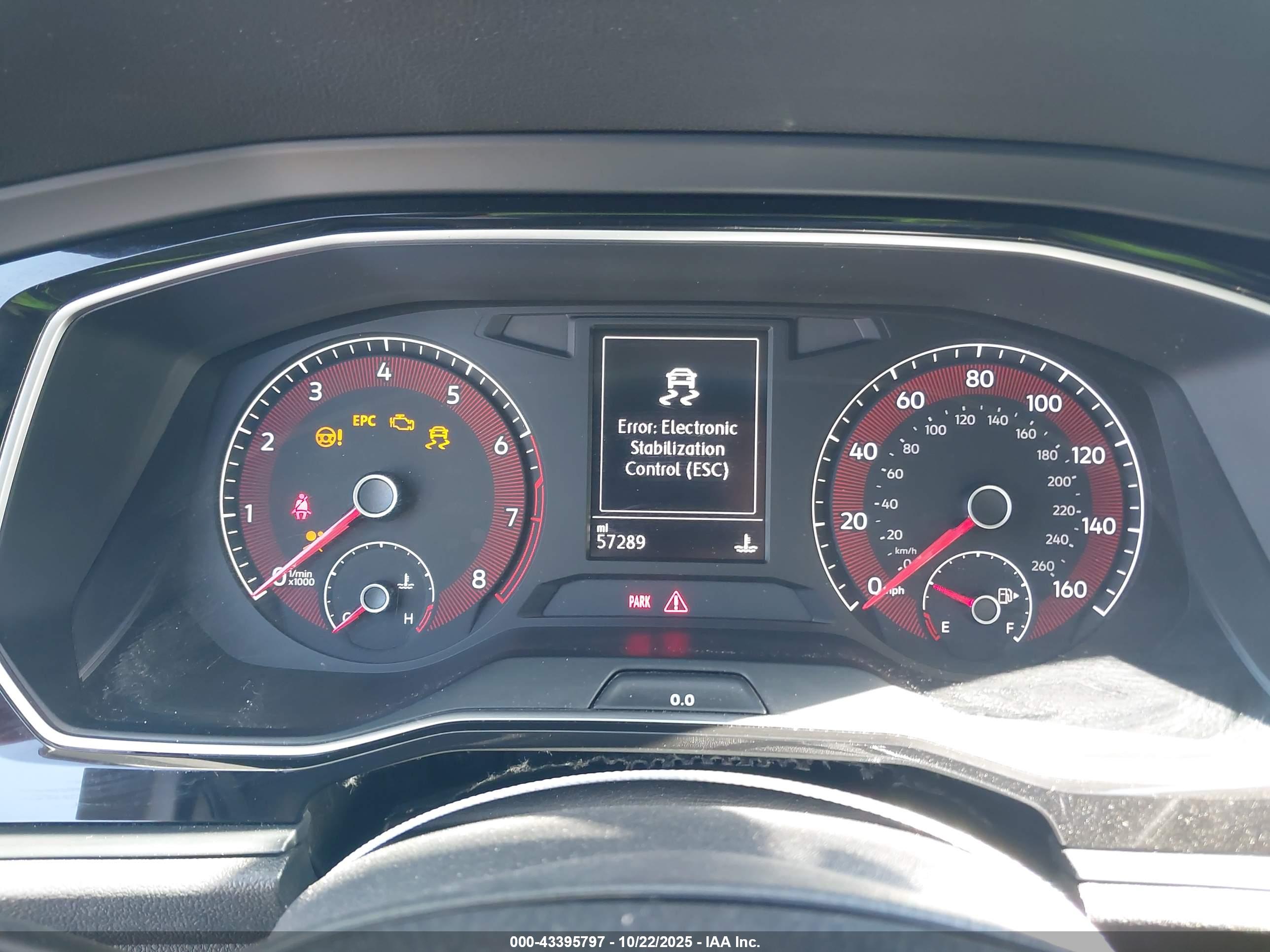 VOLKSWAGEN JETTA image 7
