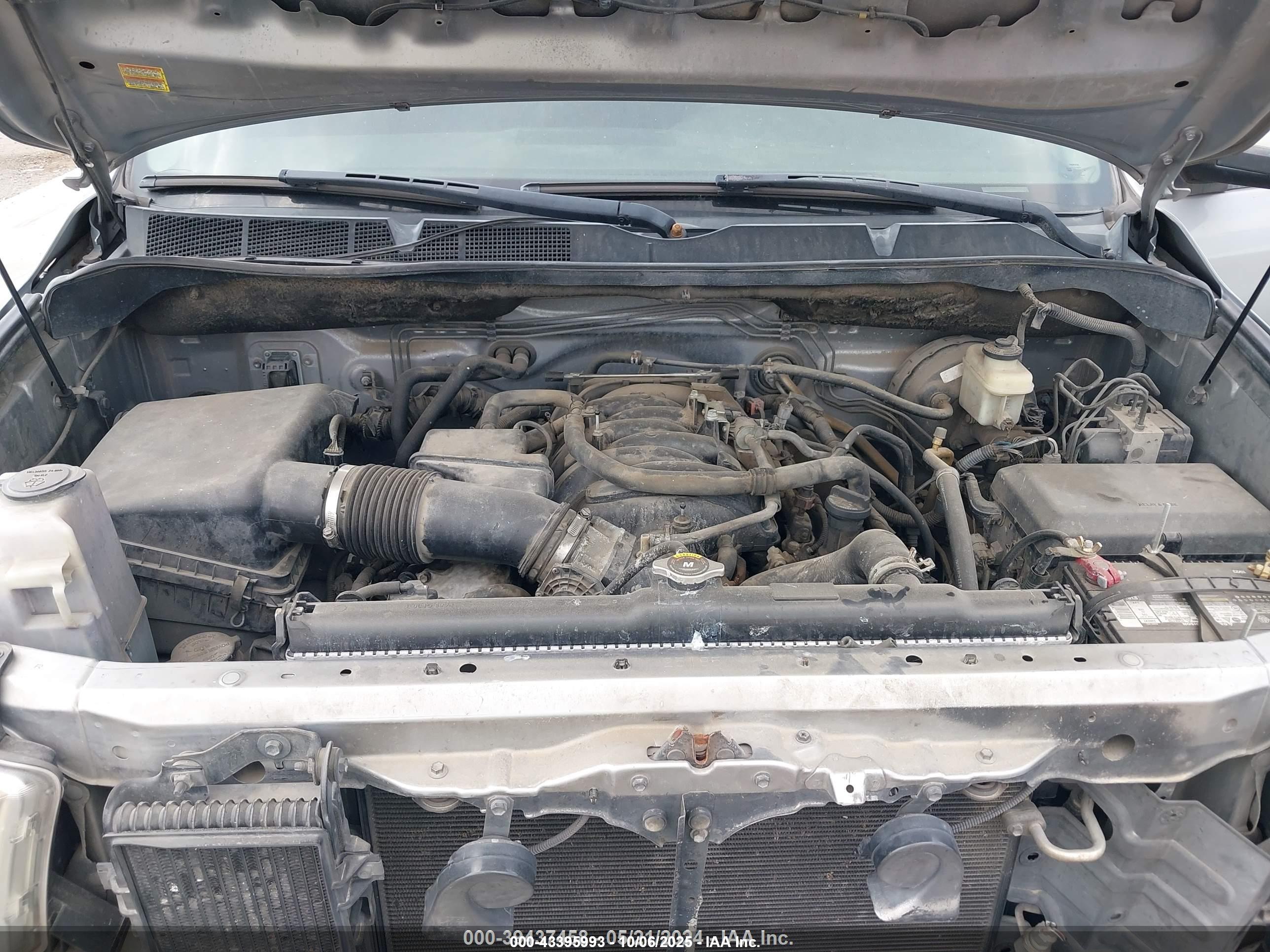 TOYOTA TUNDRA image 10