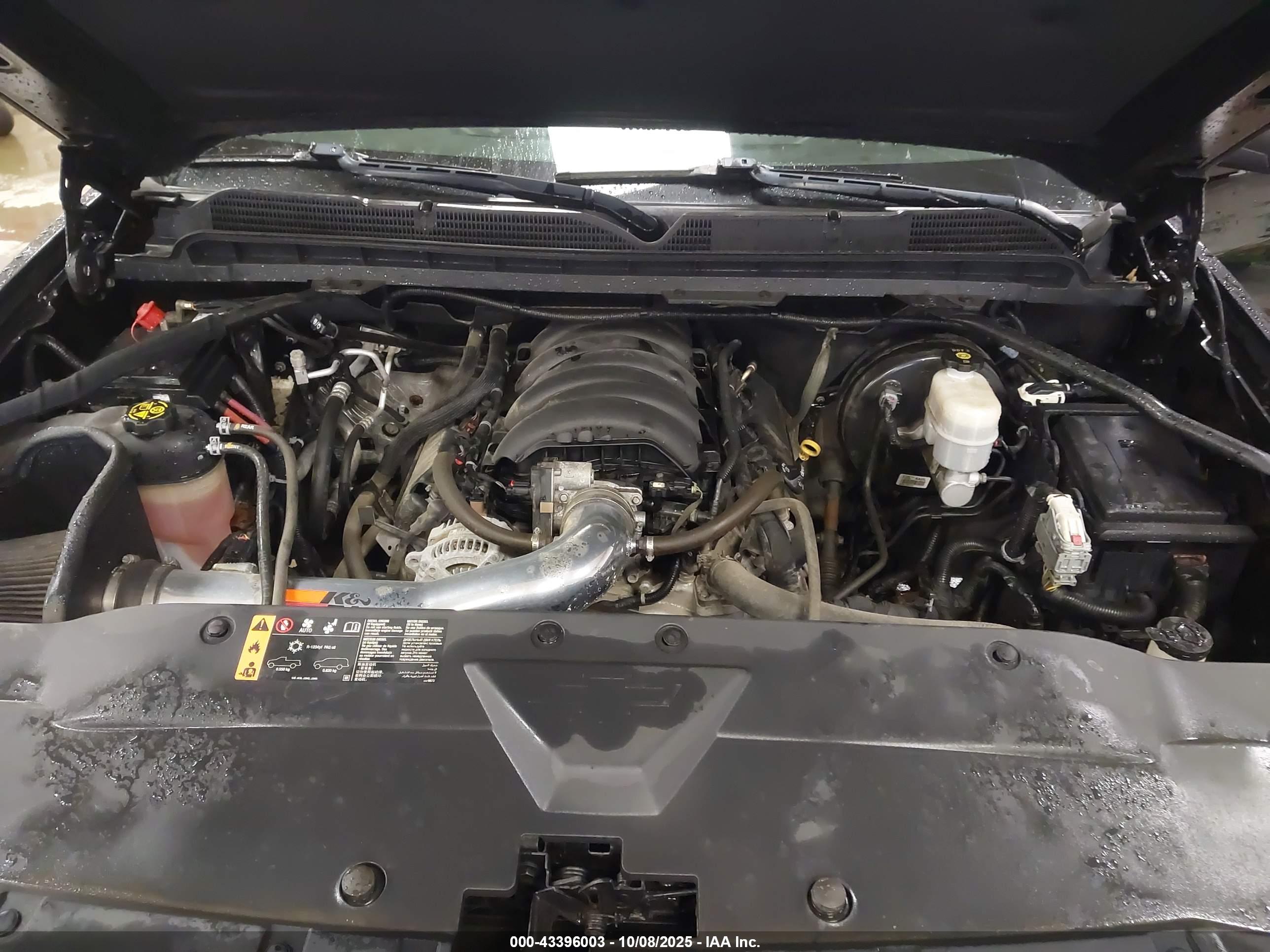 CHEVROLET SILVERADO image 10