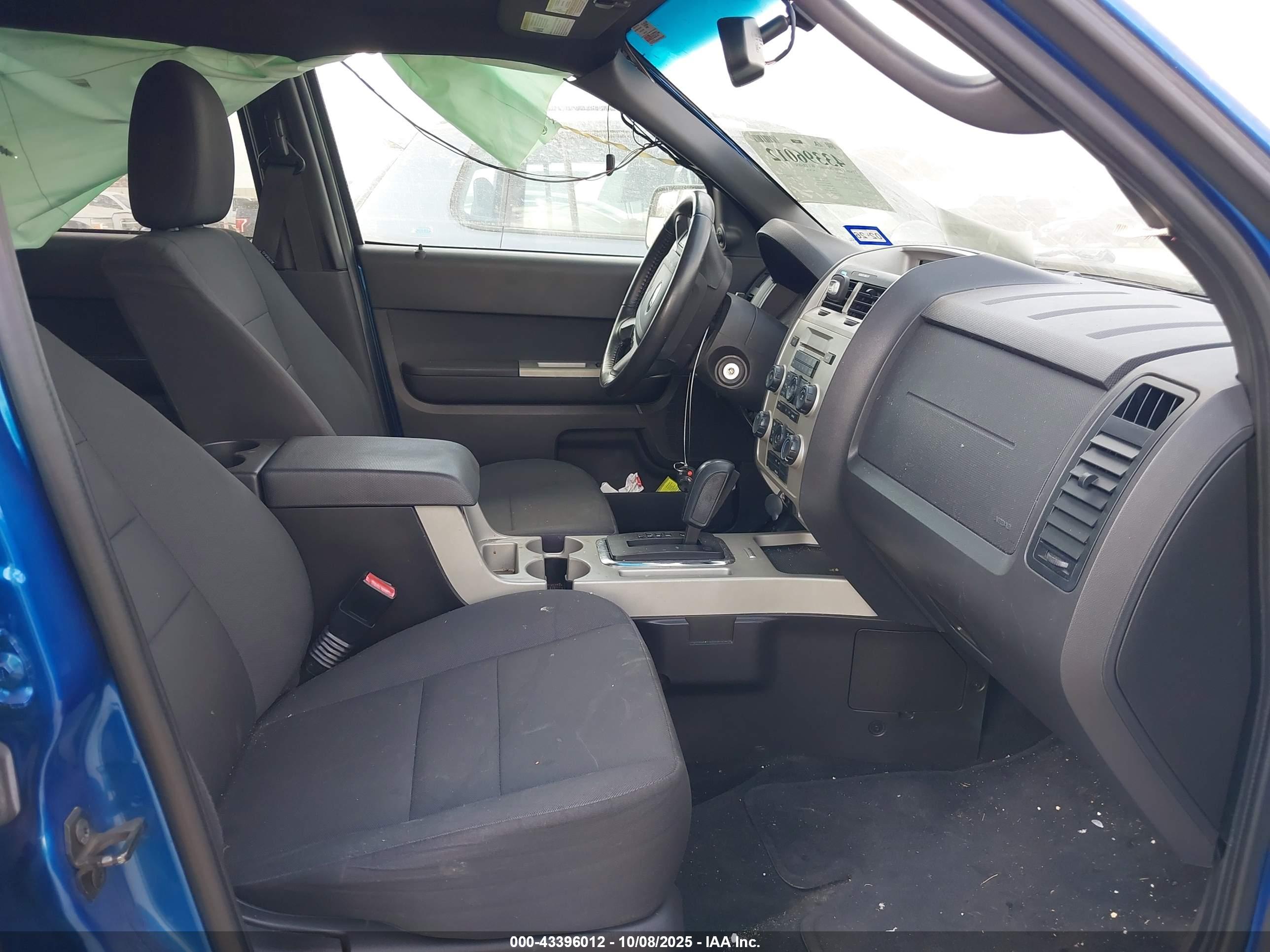 FORD ESCAPE image 5