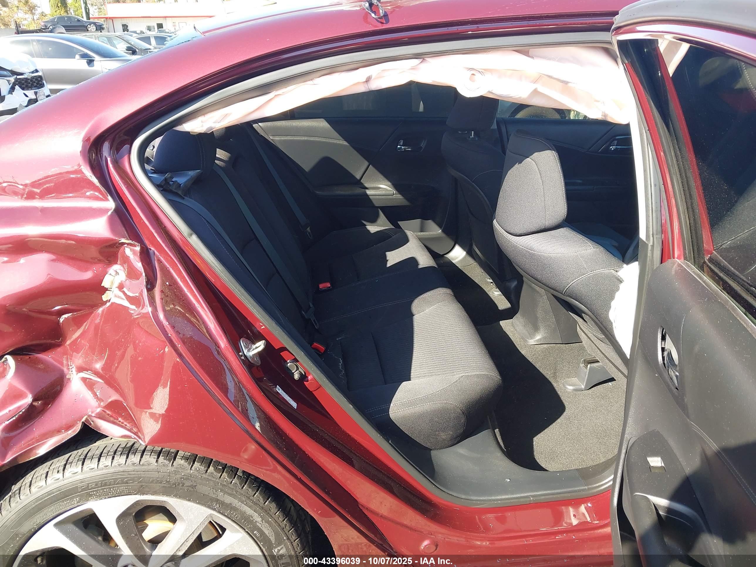 HONDA ACCORD image 8