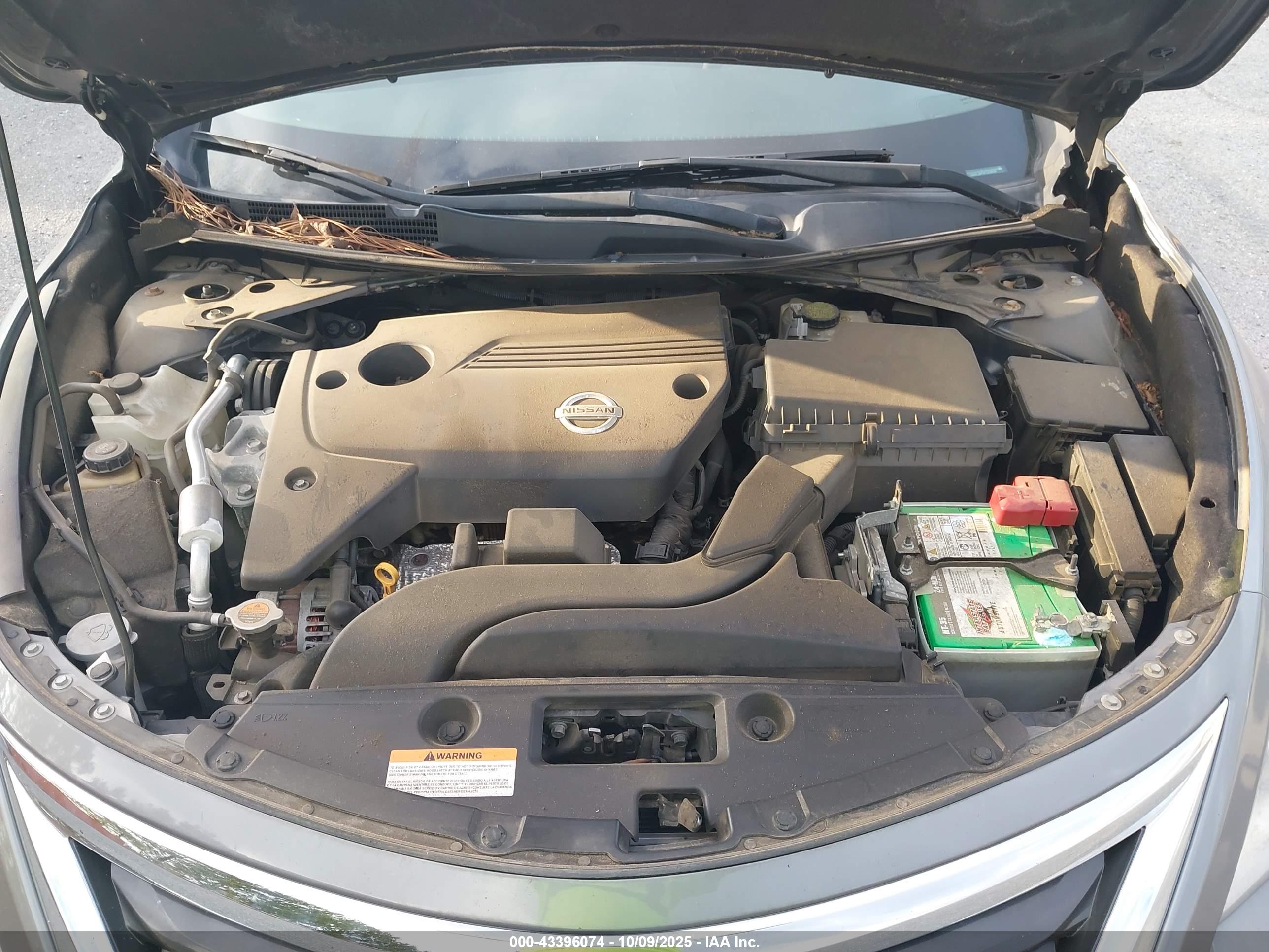 NISSAN ALTIMA image 10
