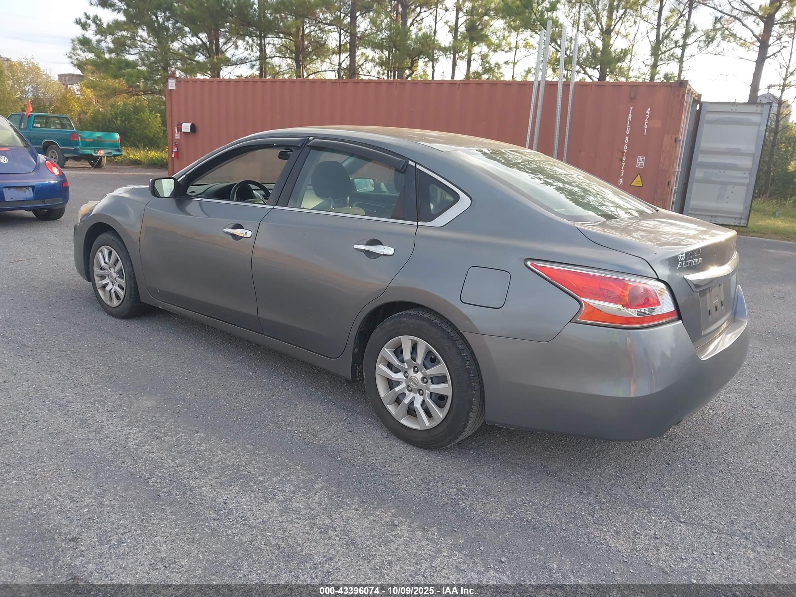 NISSAN ALTIMA image 3