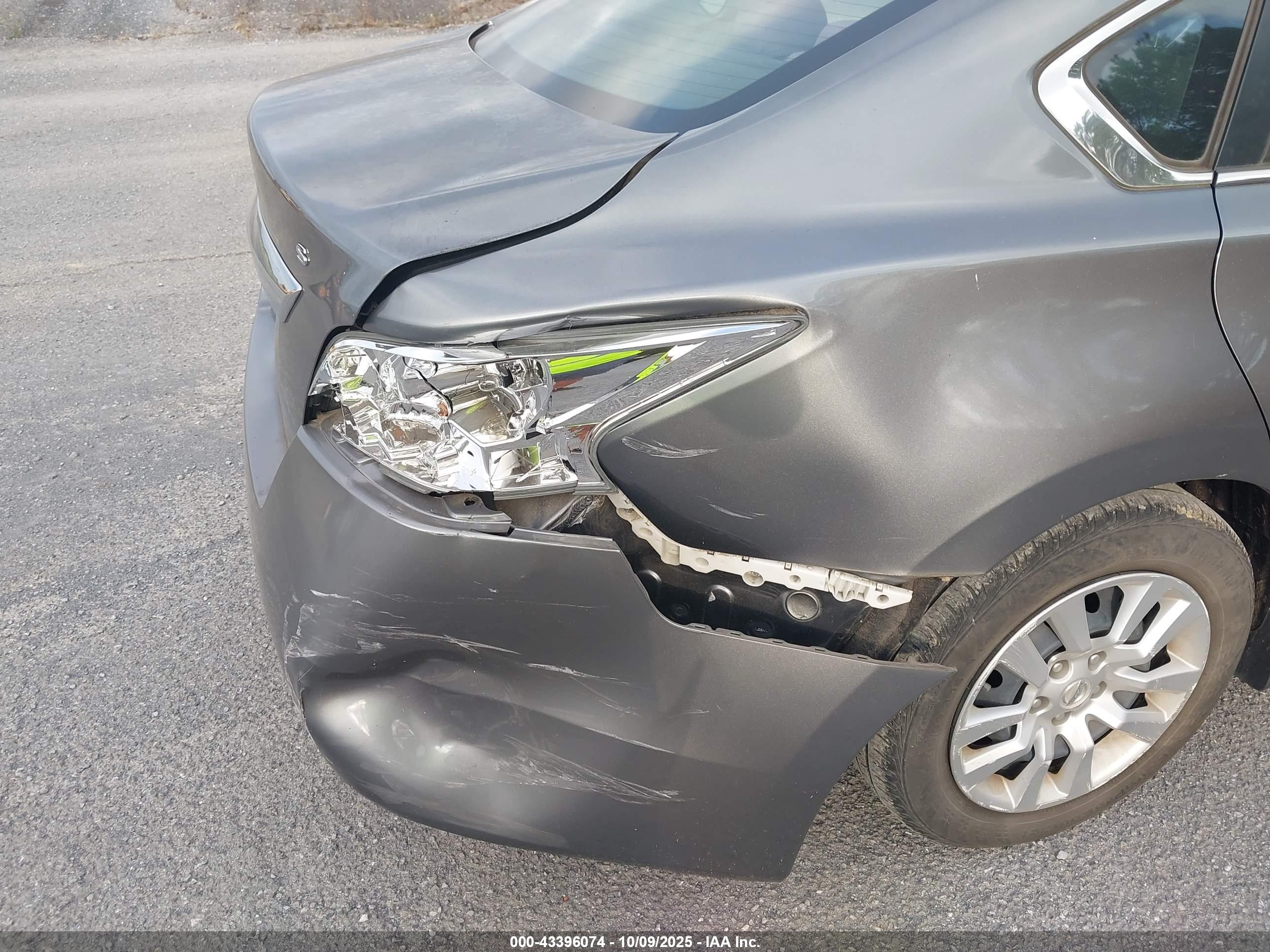 NISSAN ALTIMA image 6