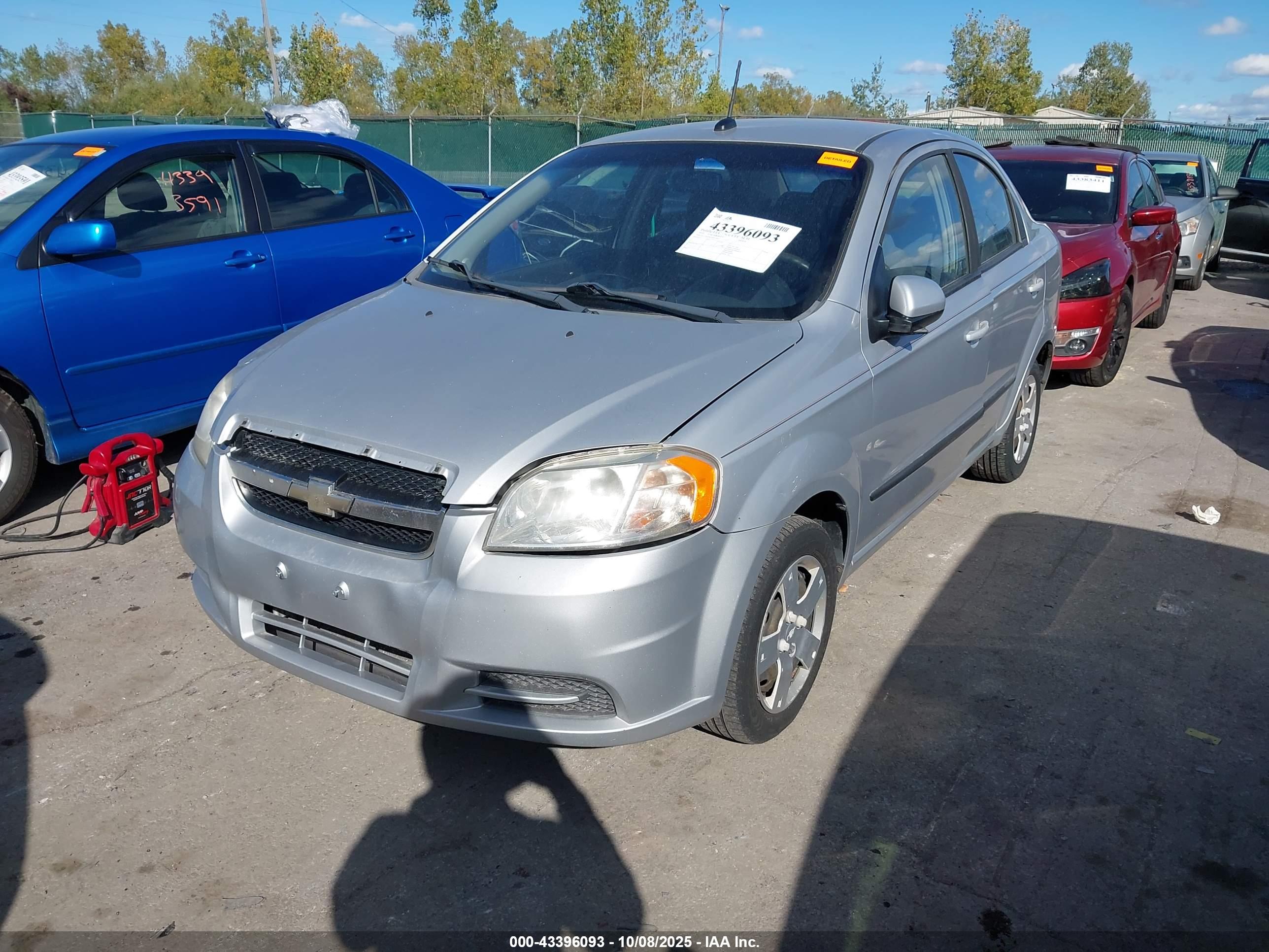 CHEVROLET AVEO image 2