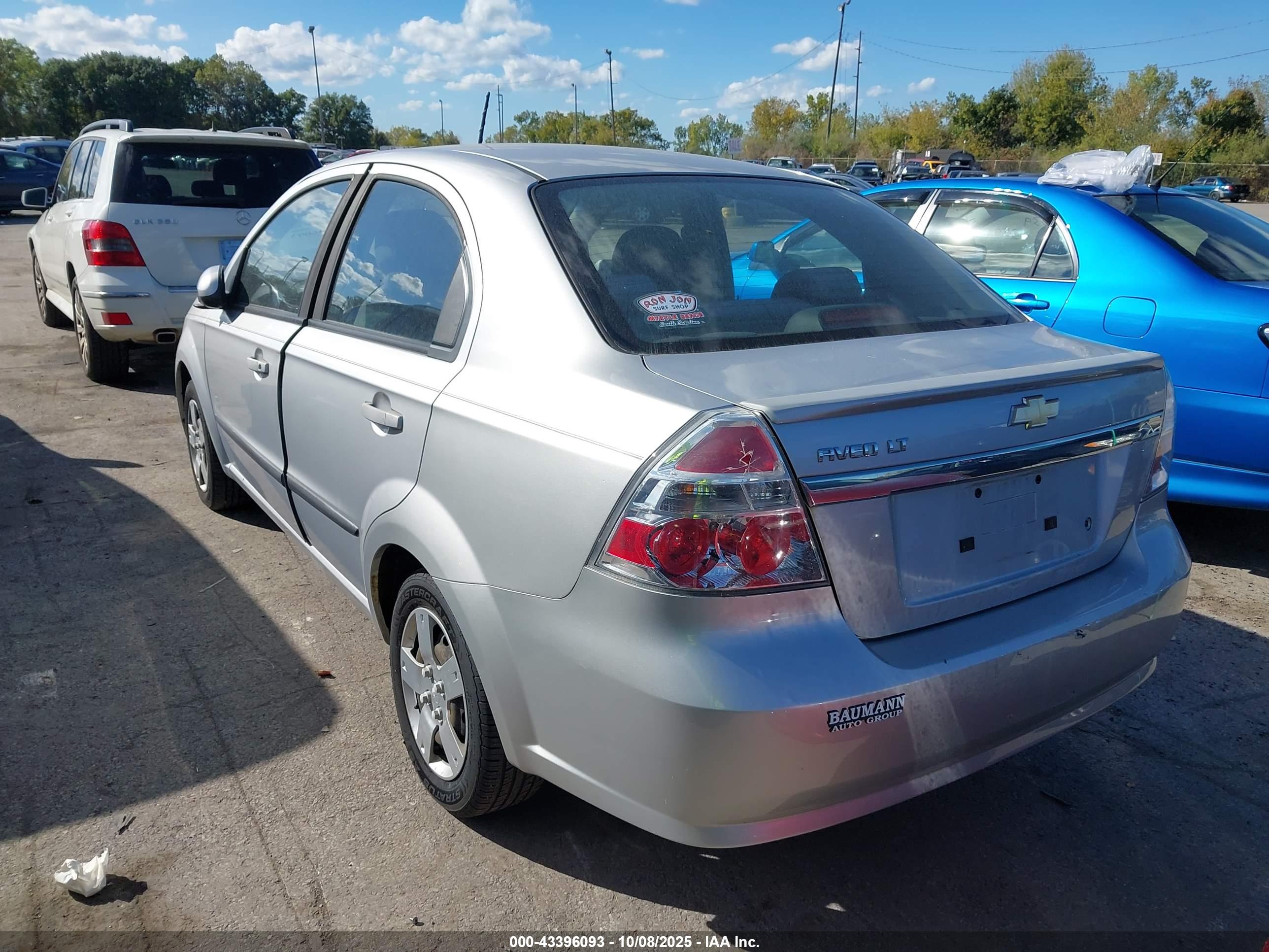 CHEVROLET AVEO image 3