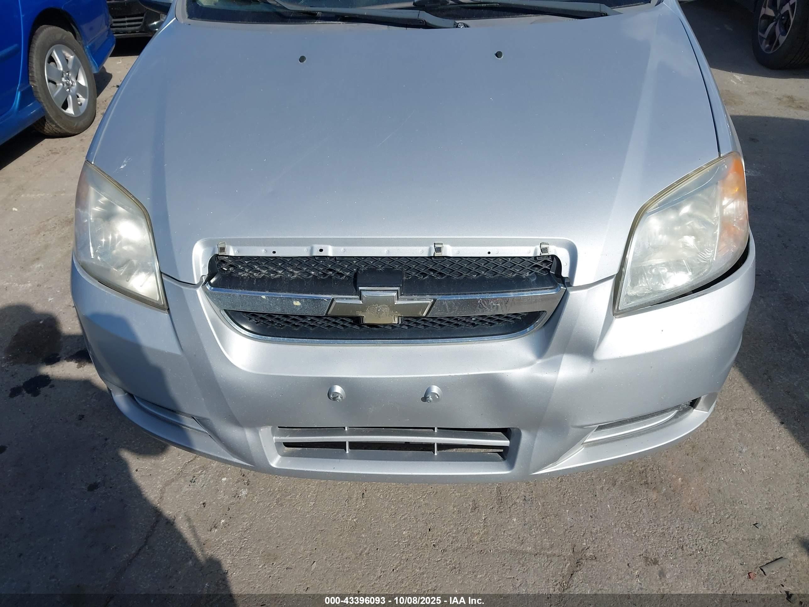 CHEVROLET AVEO image 6