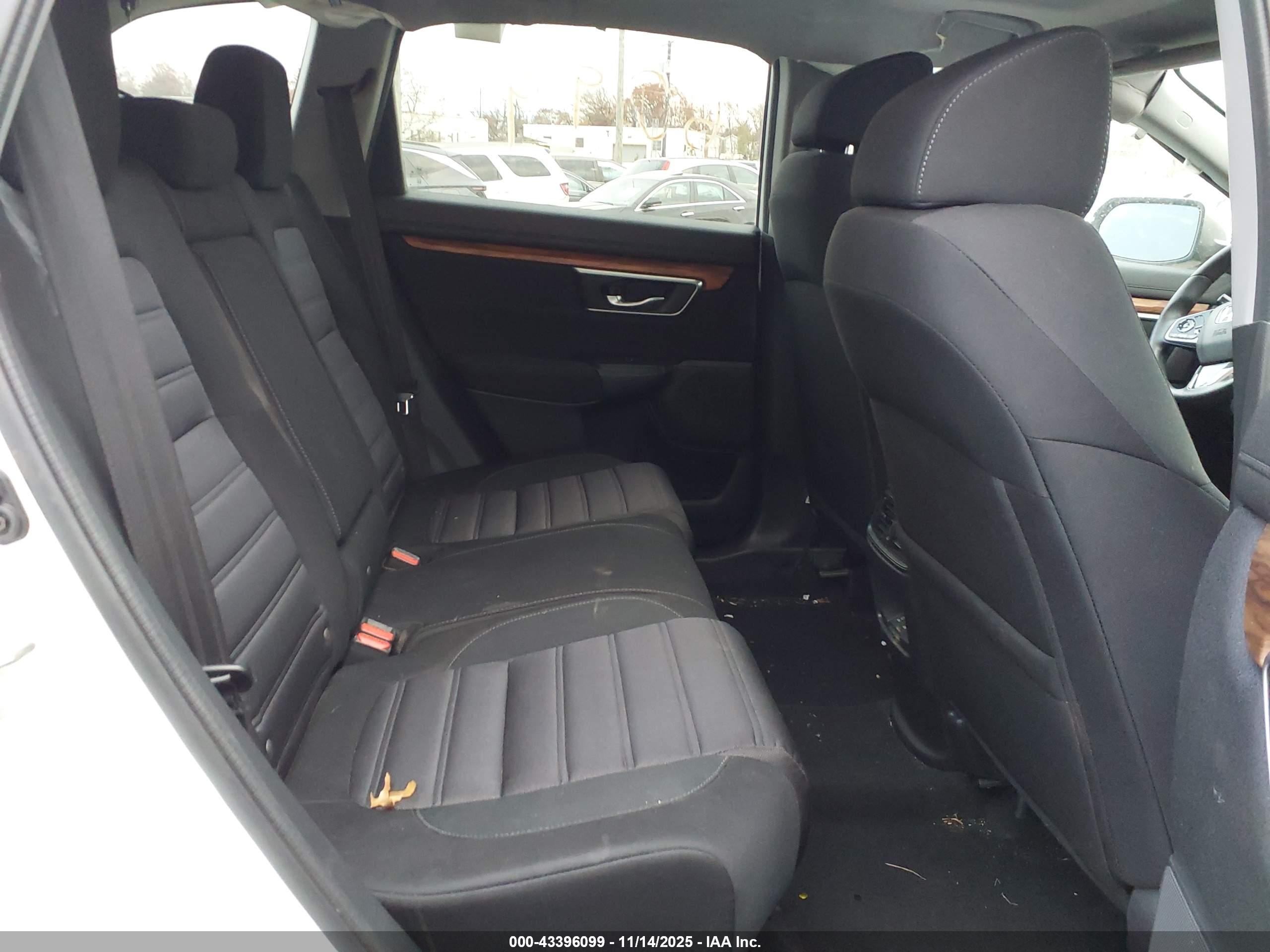 HONDA CR-V image 8