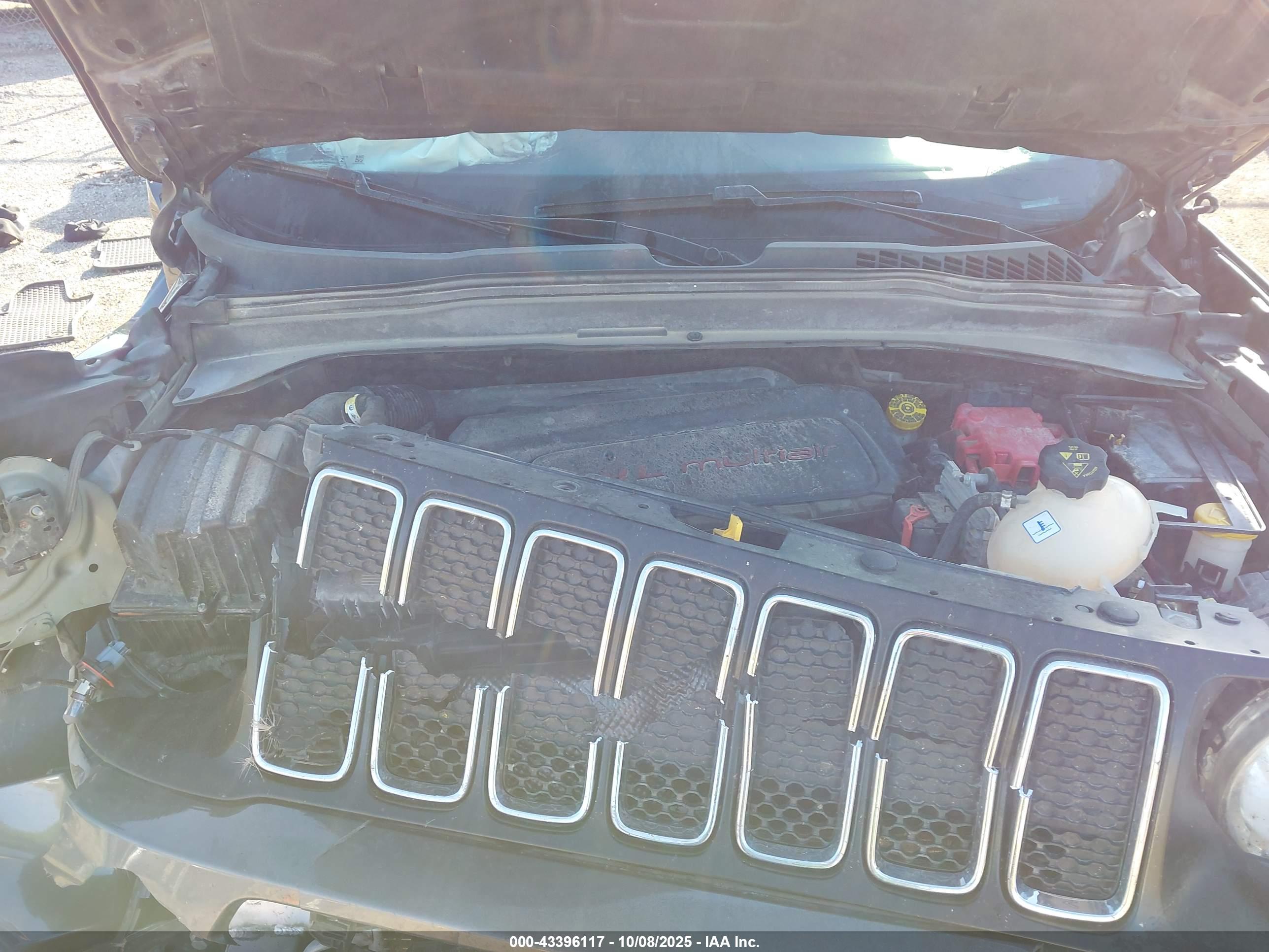 JEEP RENEGADE image 10