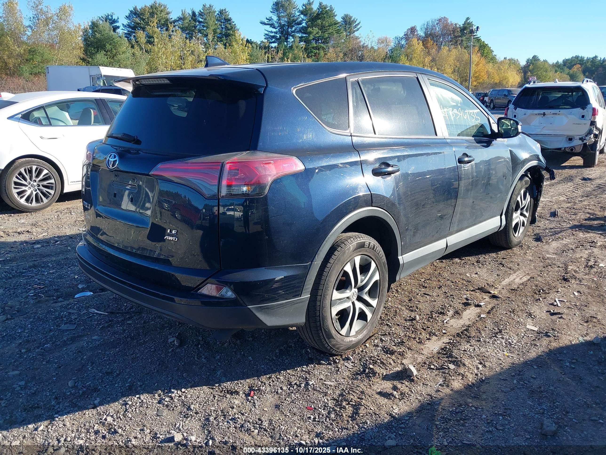 TOYOTA RAV4 image 4