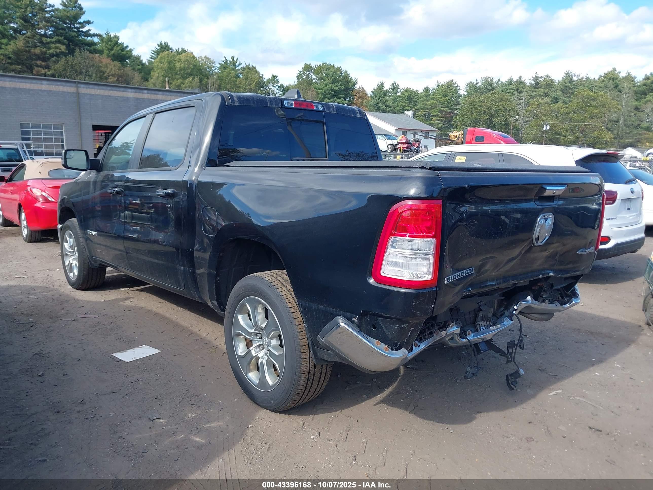 RAM 1500 image 3