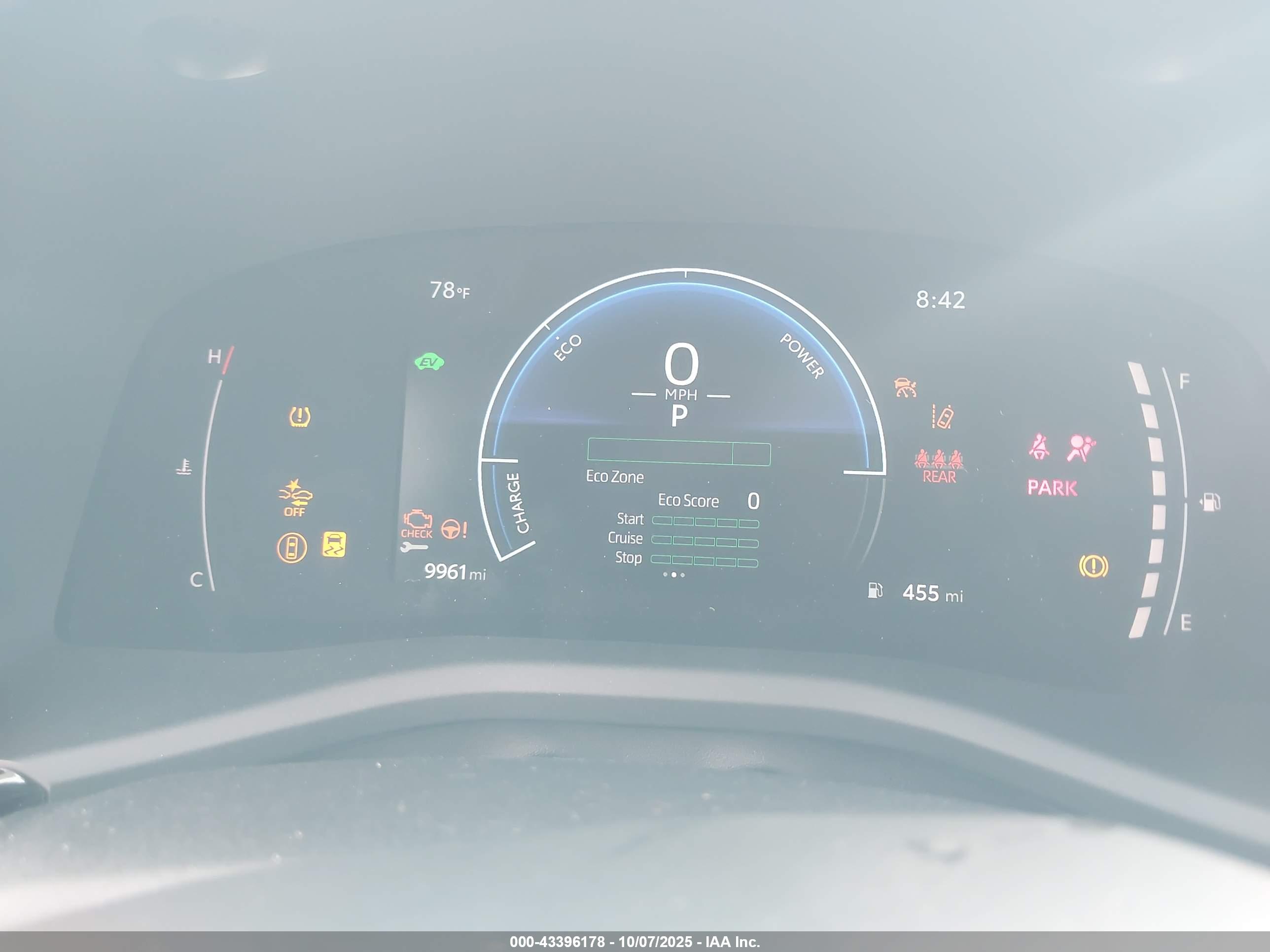 TOYOTA CAMRY image 7