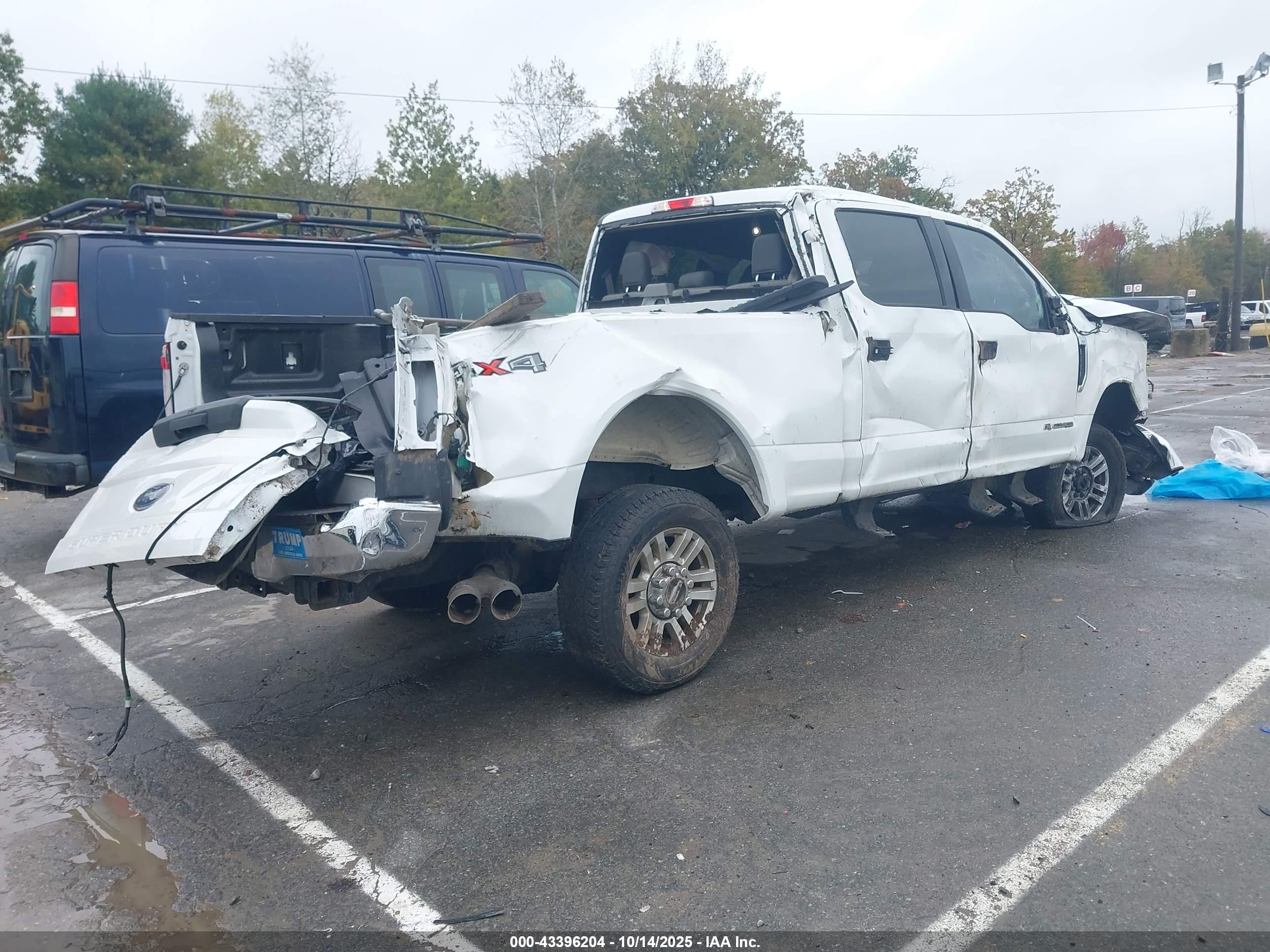 FORD F-250 image 4