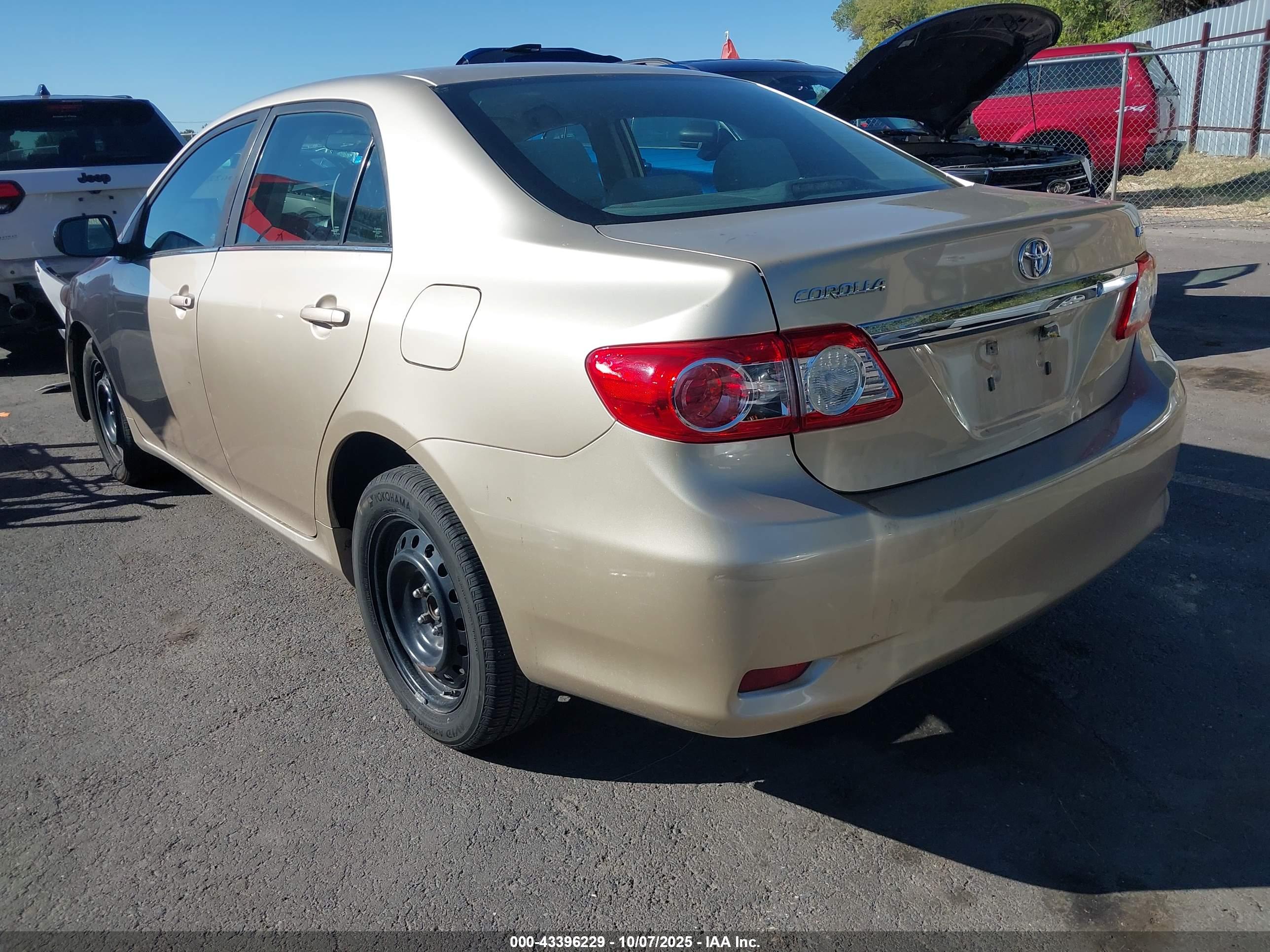 TOYOTA COROLLA image 3