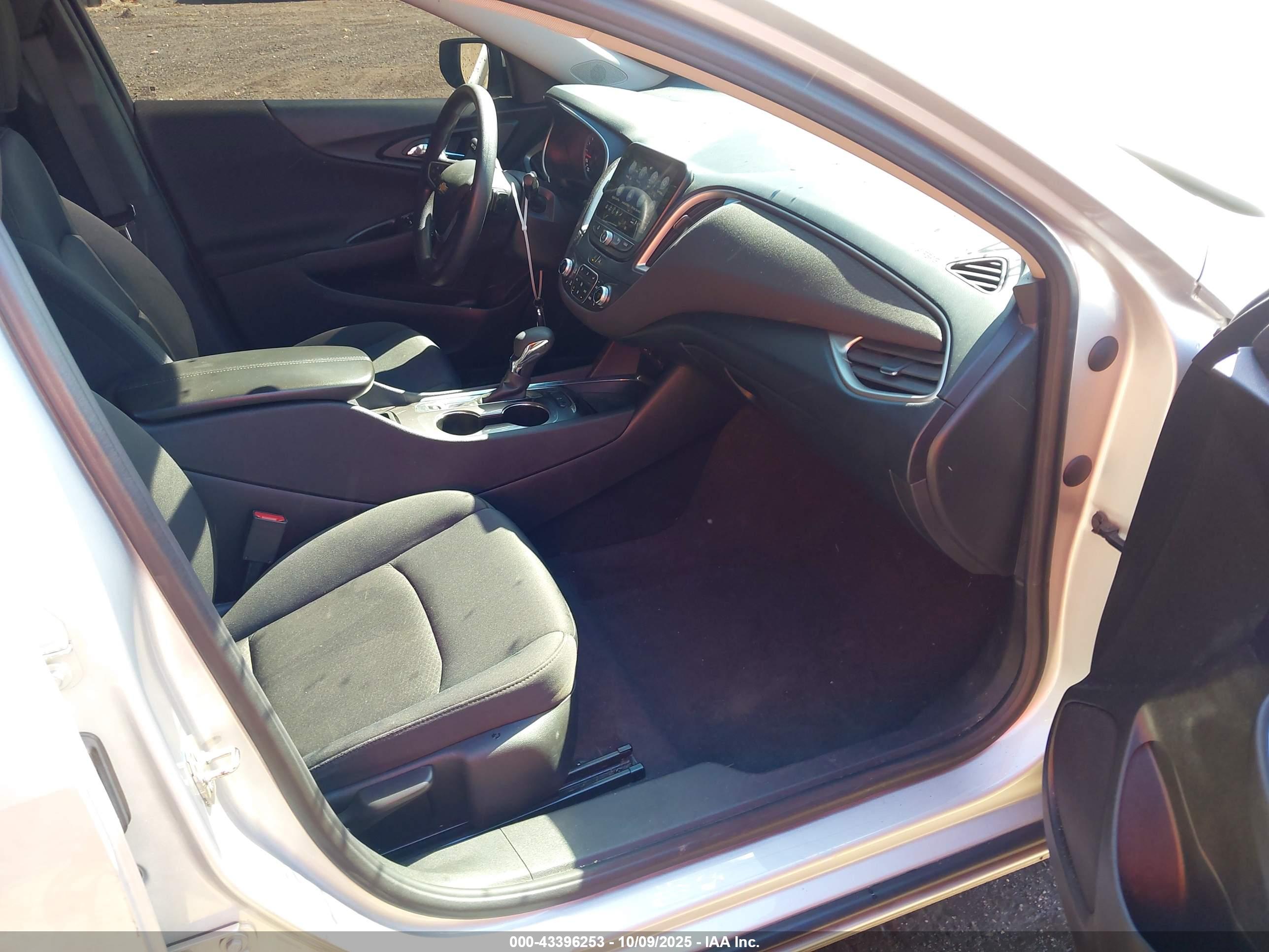 CHEVROLET MALIBU image 5