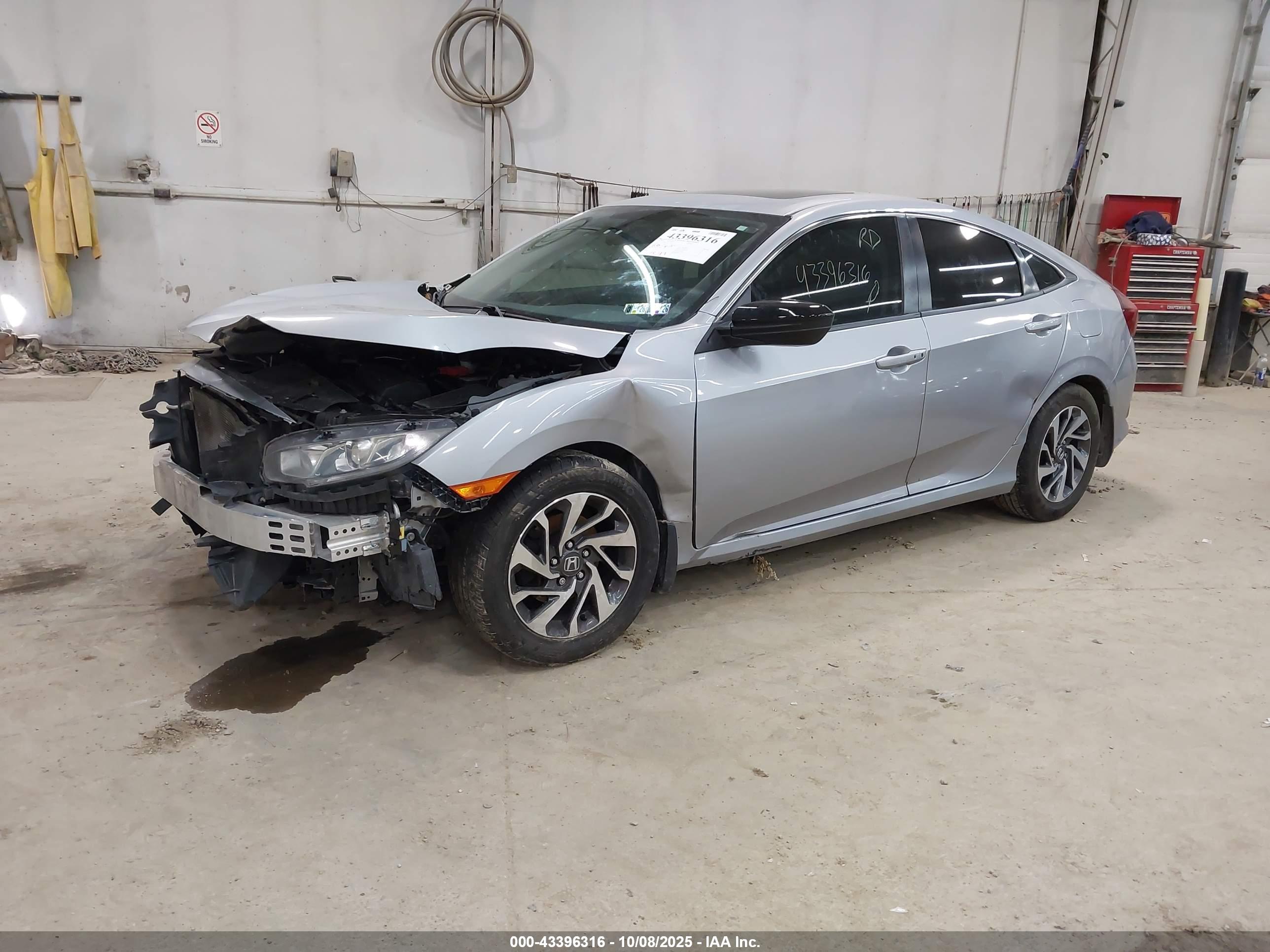 HONDA CIVIC image 2