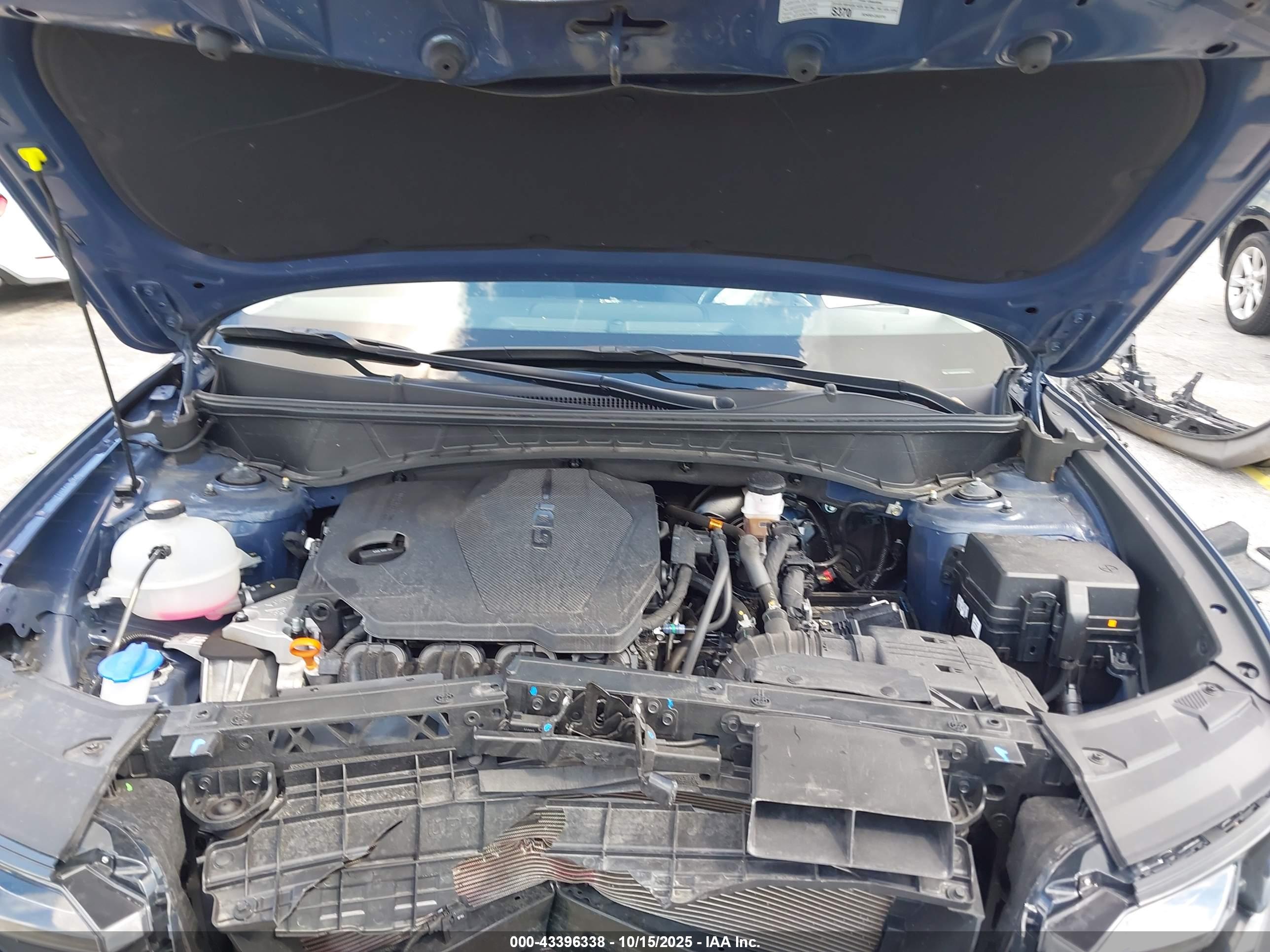 HYUNDAI TUCSON image 10
