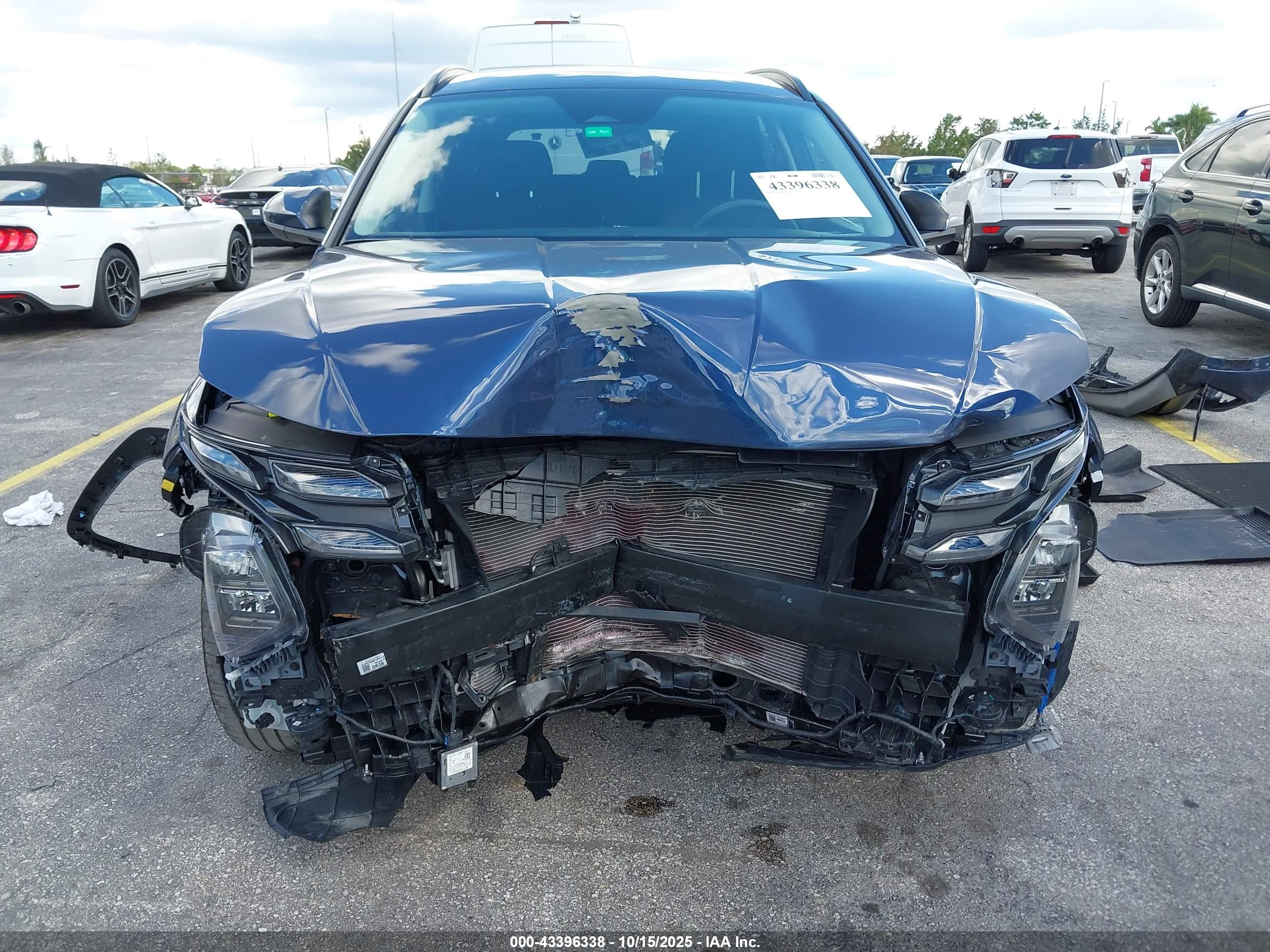 HYUNDAI TUCSON image 6