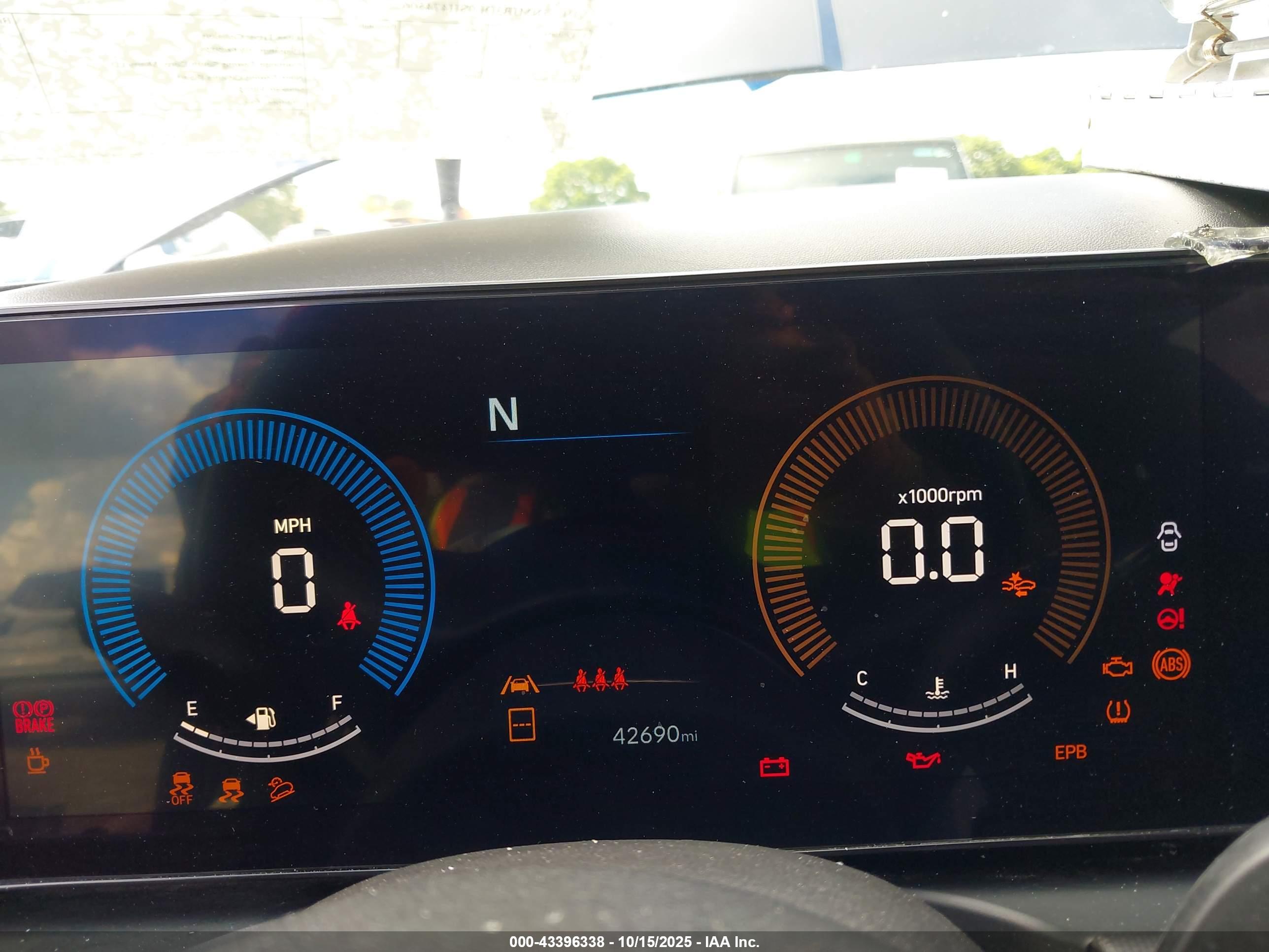 HYUNDAI TUCSON image 7